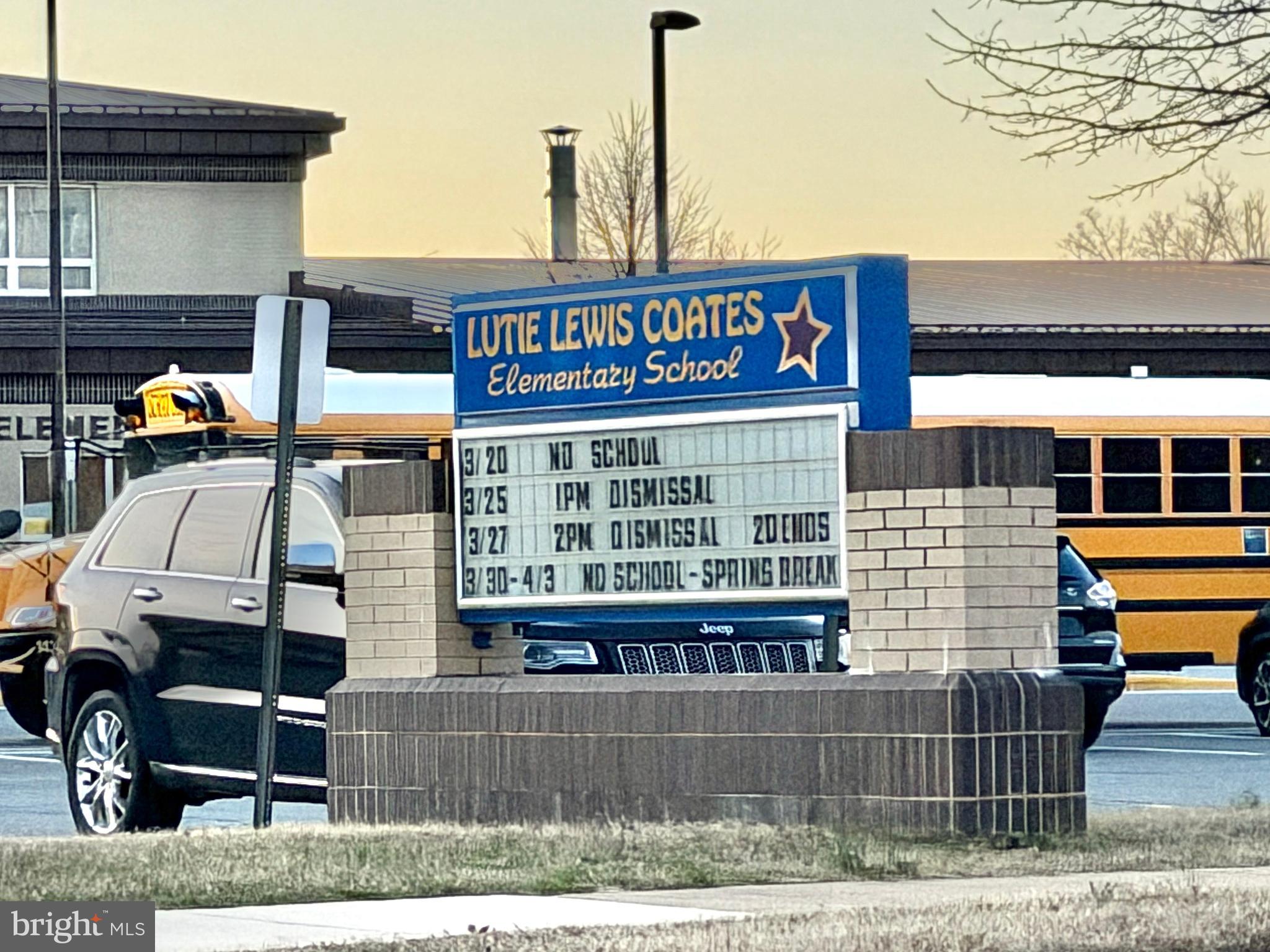 COPPERMINE CROSSING - Residential