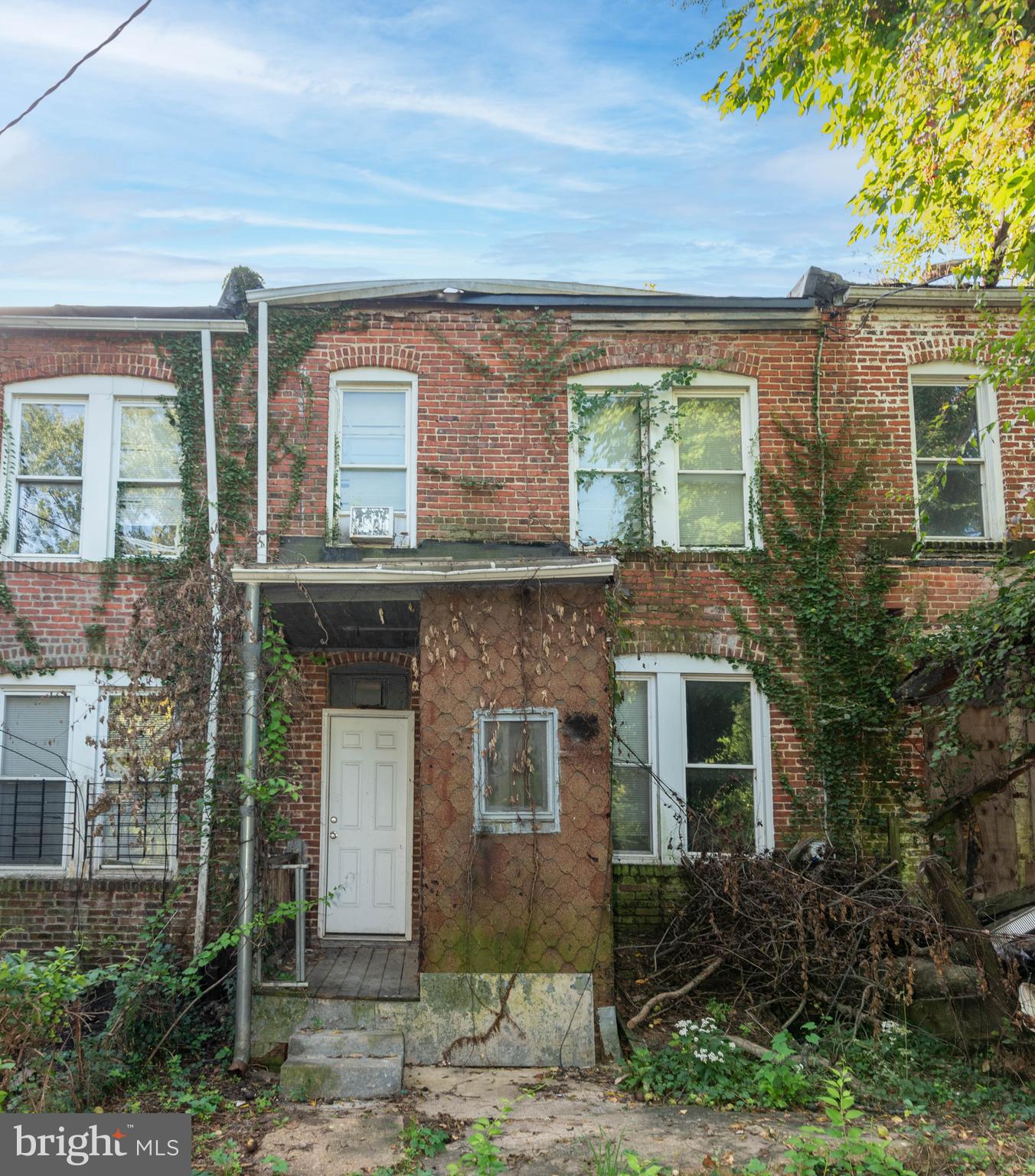 TOWANDA - Residential