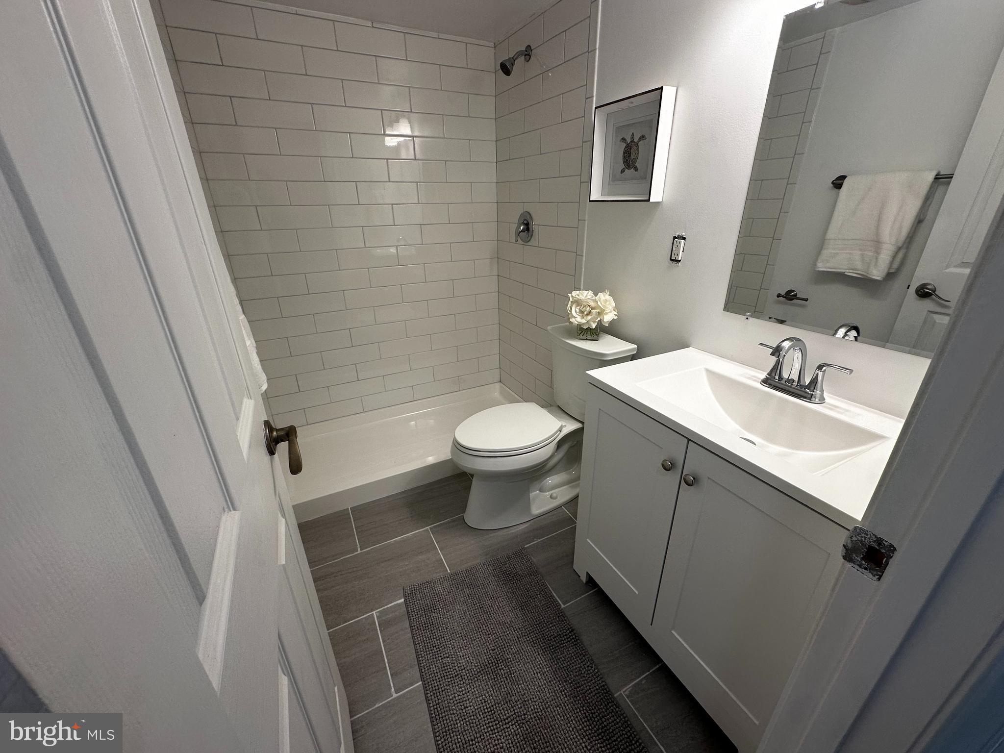 HOMELAND SOUTHWAY - Residential