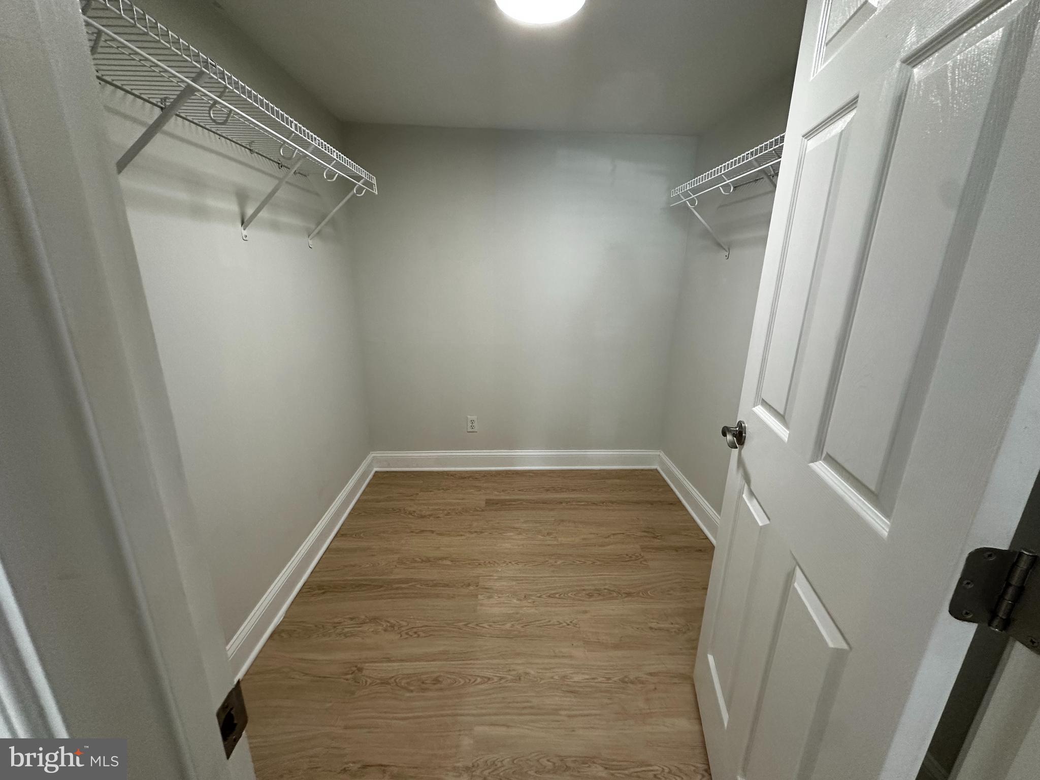 HOMELAND SOUTHWAY - Residential