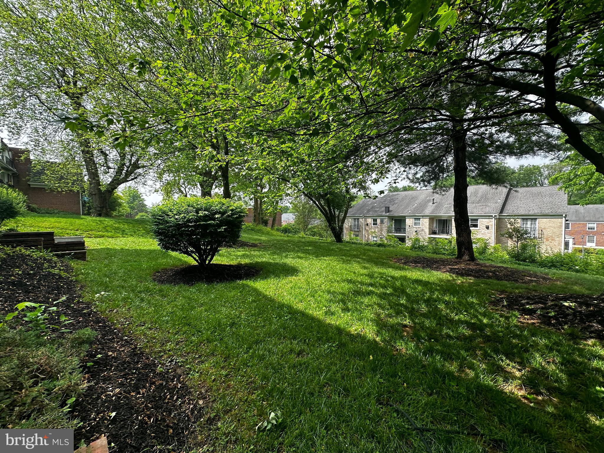 HOMELAND SOUTHWAY - Residential