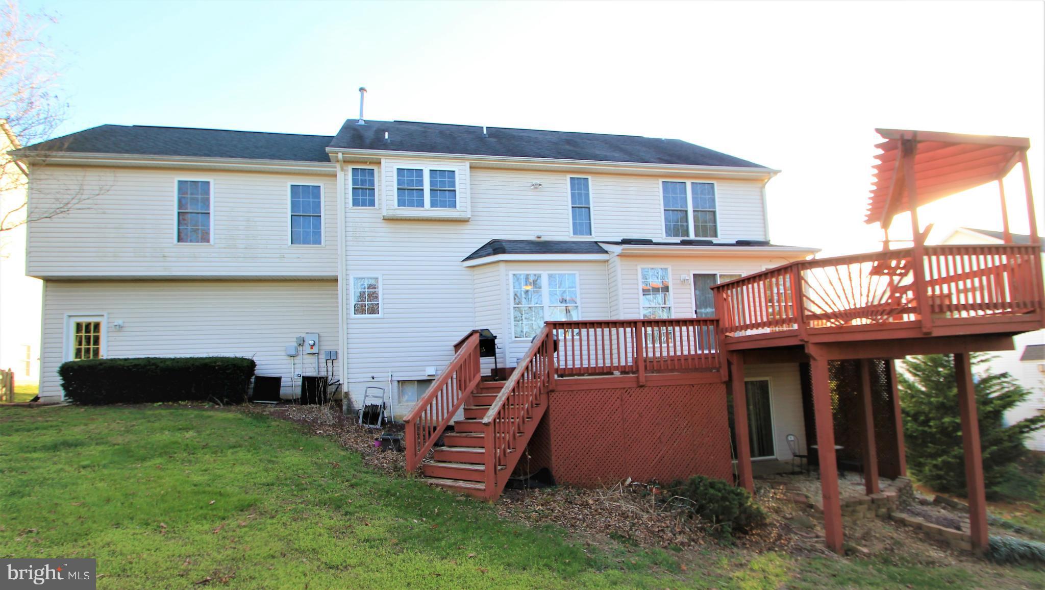 COLECHESTER VILLAGE - Residential