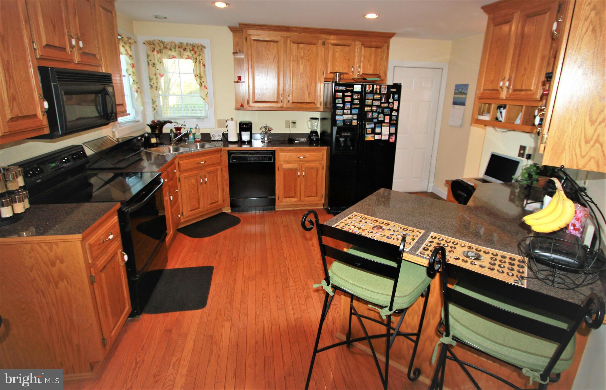 COLECHESTER VILLAGE - Residential