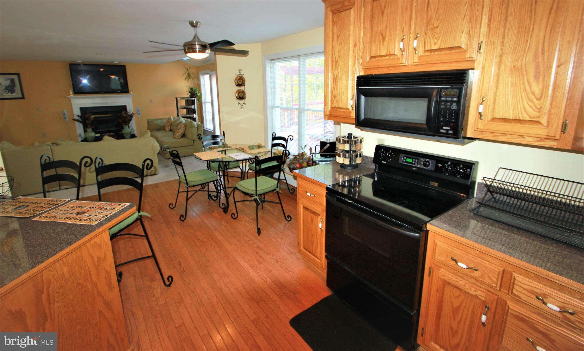 COLECHESTER VILLAGE - Residential