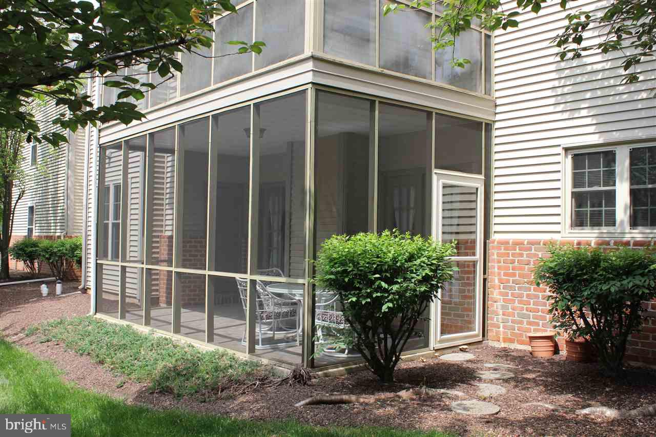 CAMBRIDGE COMMONS - Residential