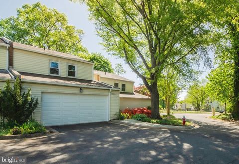 Photo of 1002 Steeples Court, FALLS CHURCH, VA 22046 (MLS # VAFA2003808)