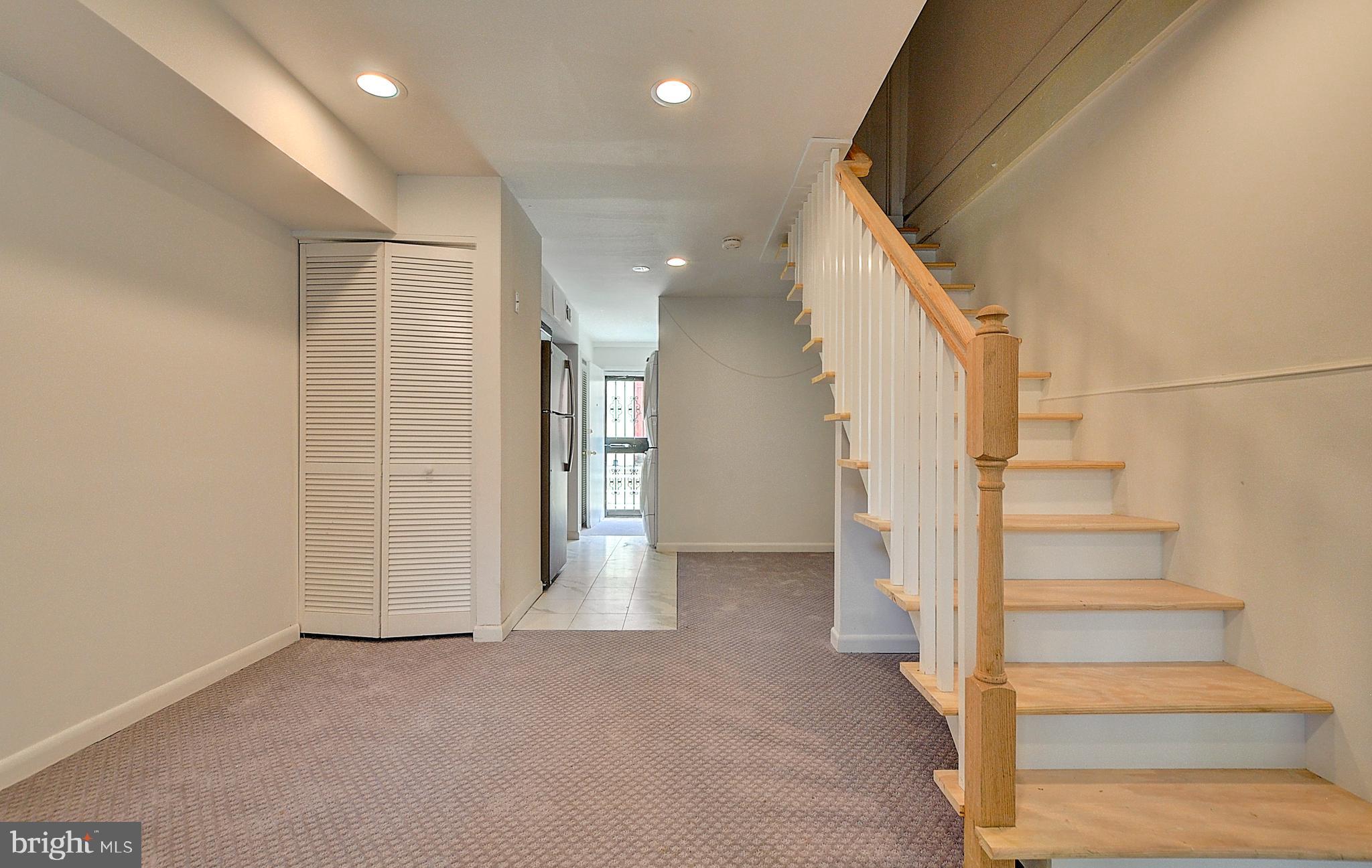 1209 I STREET SE