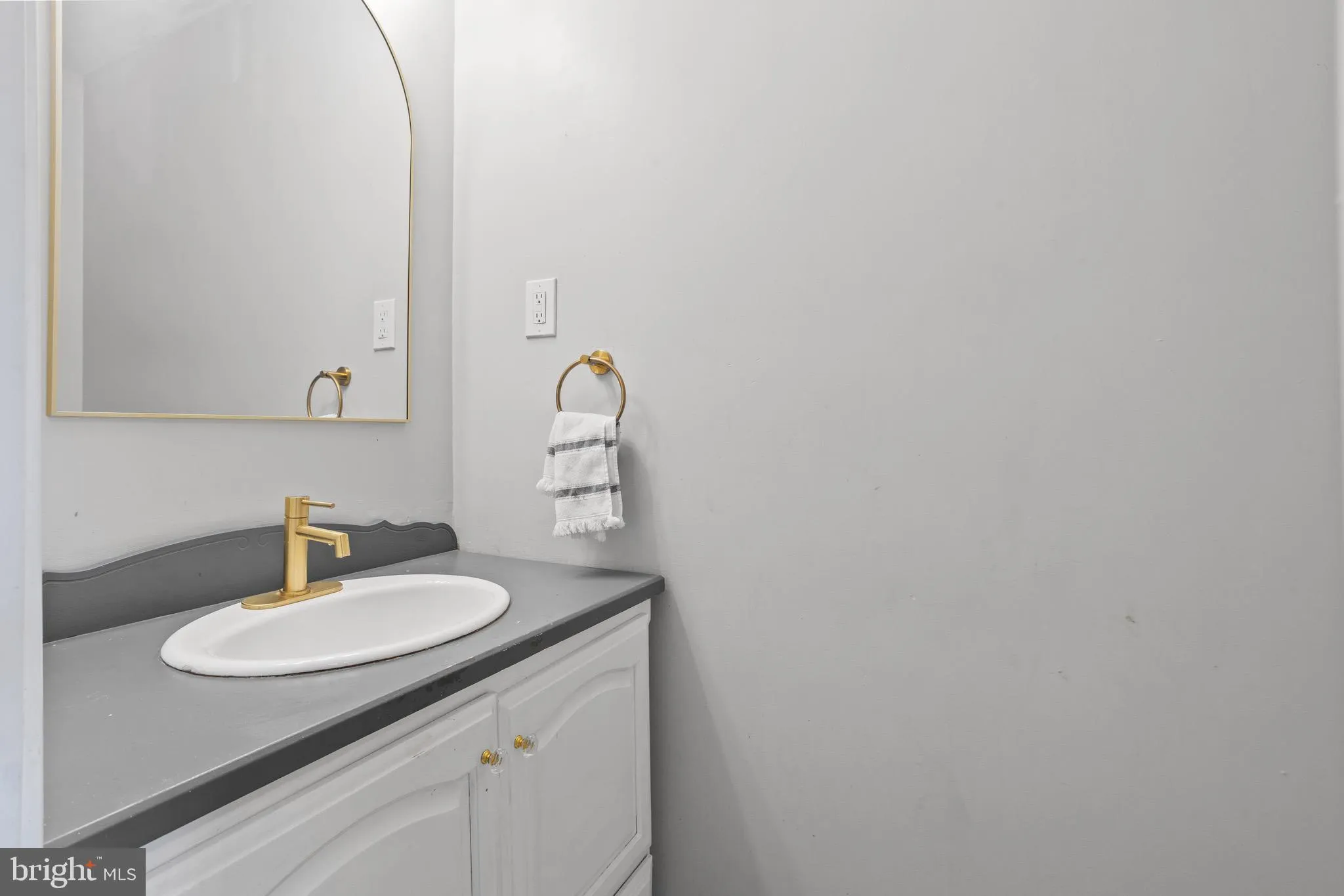 Willingboro, New Jersey 08046, United States, 4 Bedrooms Bedrooms, ,4 BathroomsBathrooms,Residential,Active,238932