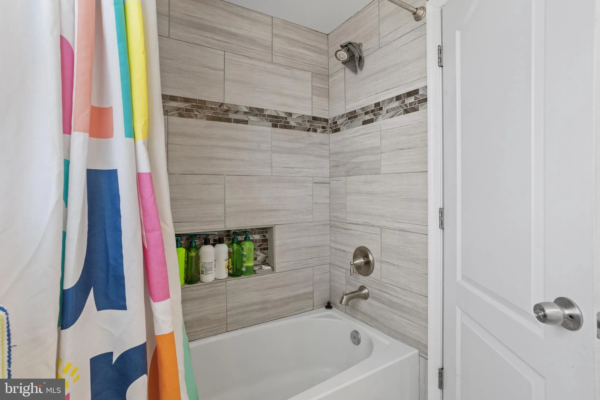 Willingboro, New Jersey 08046, United States, 4 Bedrooms Bedrooms, ,4 BathroomsBathrooms,Residential,Active,238932