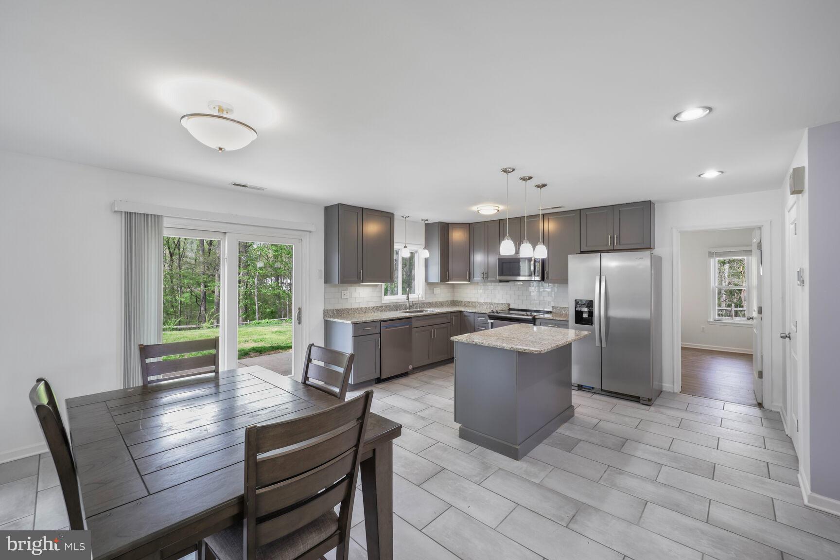 HUNTINGTON - Residential