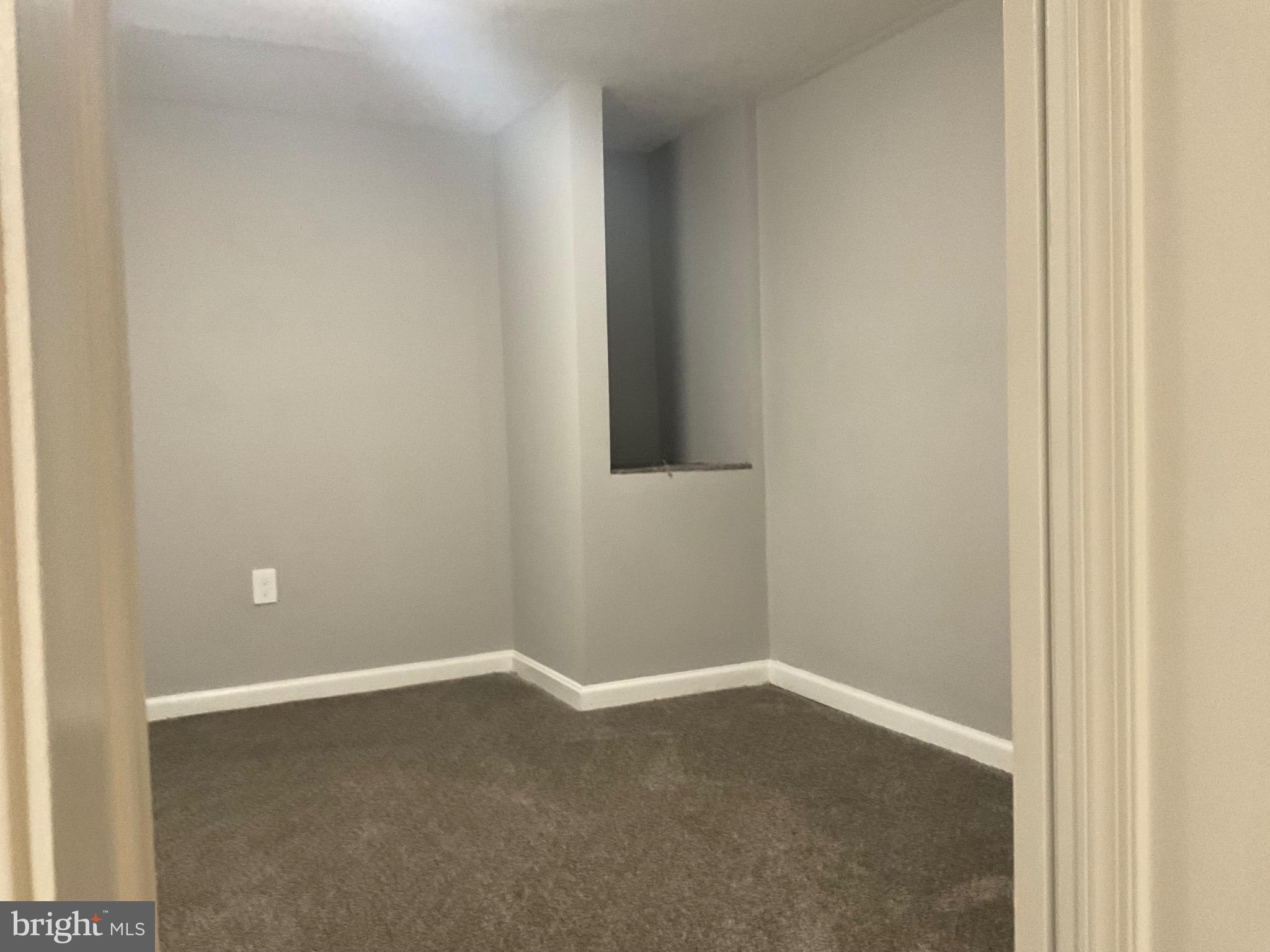 VANSVILLE HEIGHTS - Residential Lease