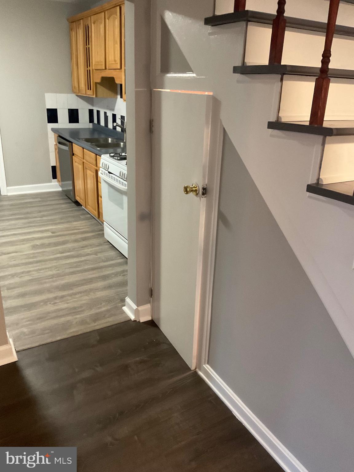 VANSVILLE HEIGHTS - Residential Lease