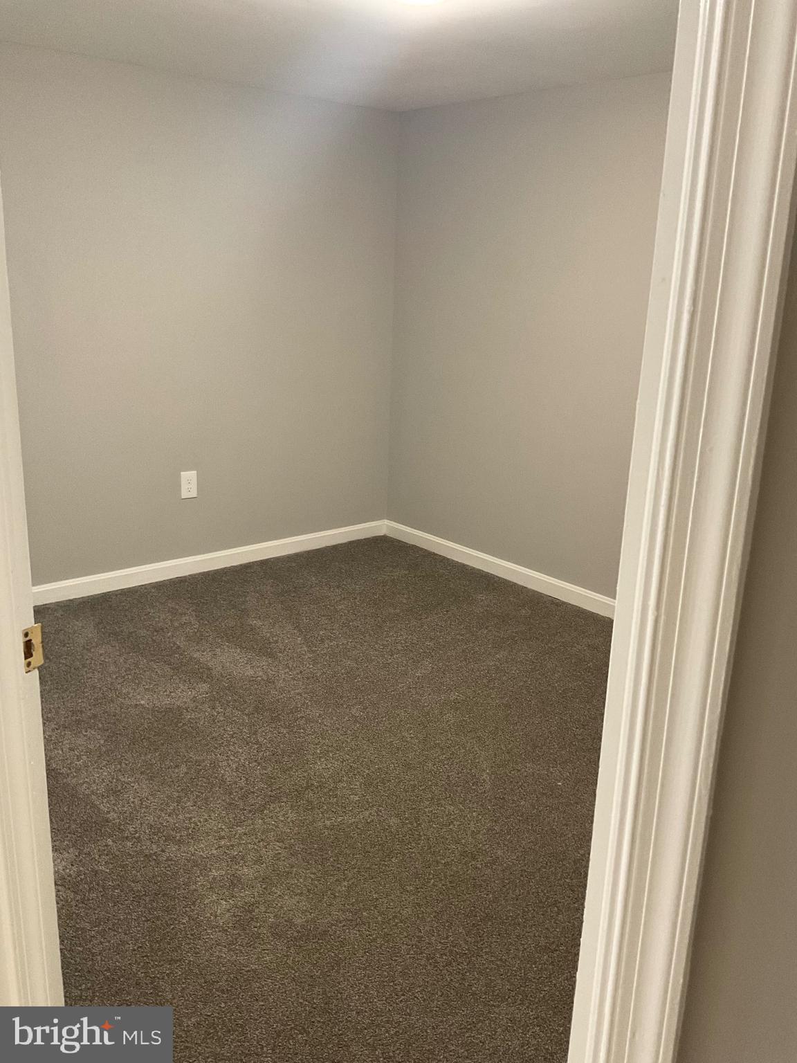 VANSVILLE HEIGHTS - Residential Lease