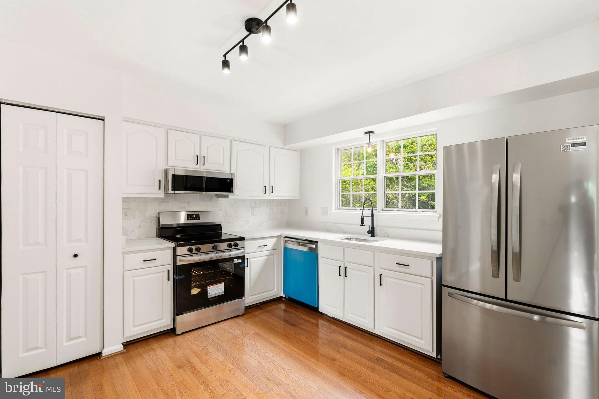 GUNNERS VIEW - Residential