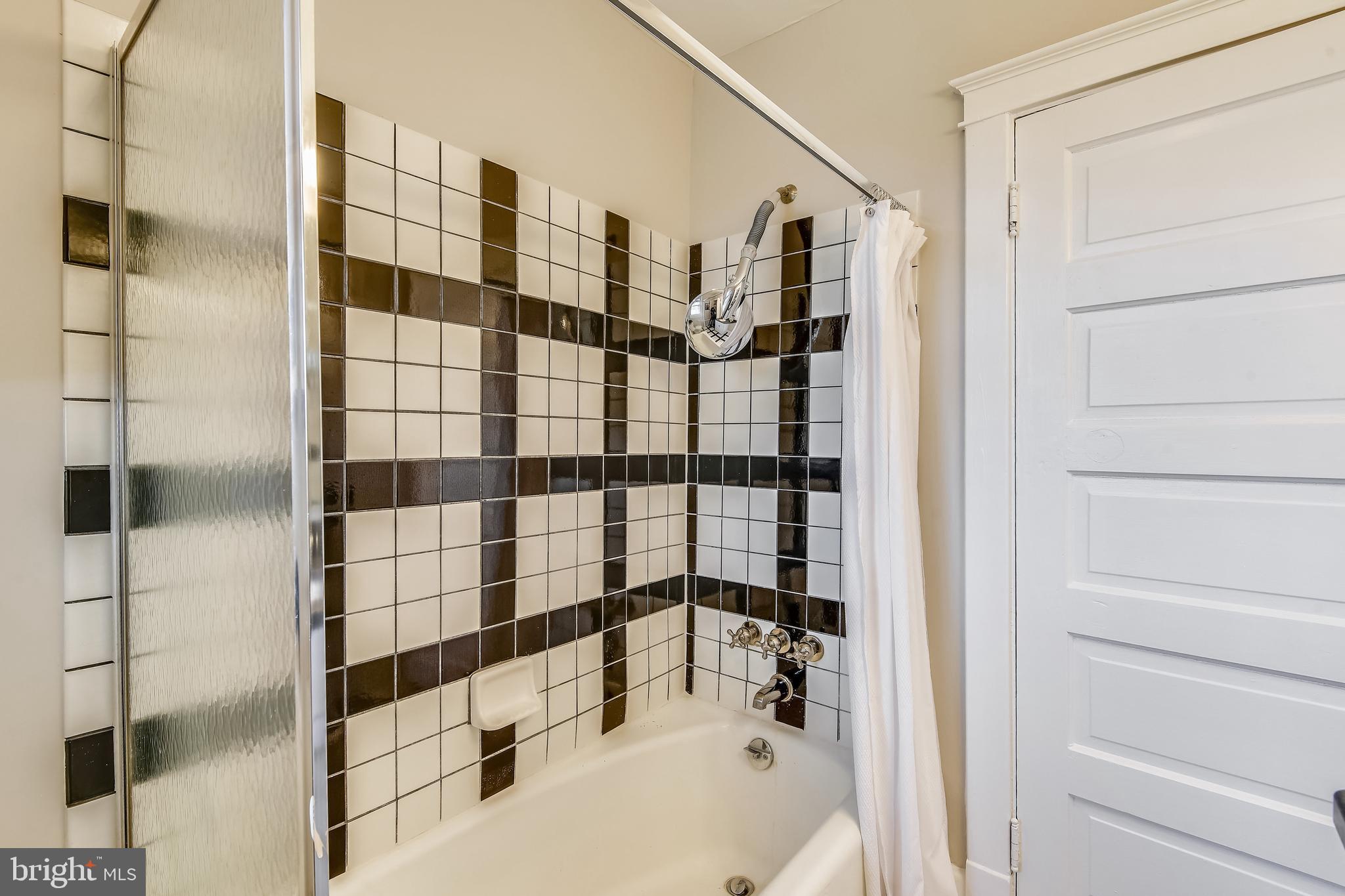 ROSEMONT - Residential