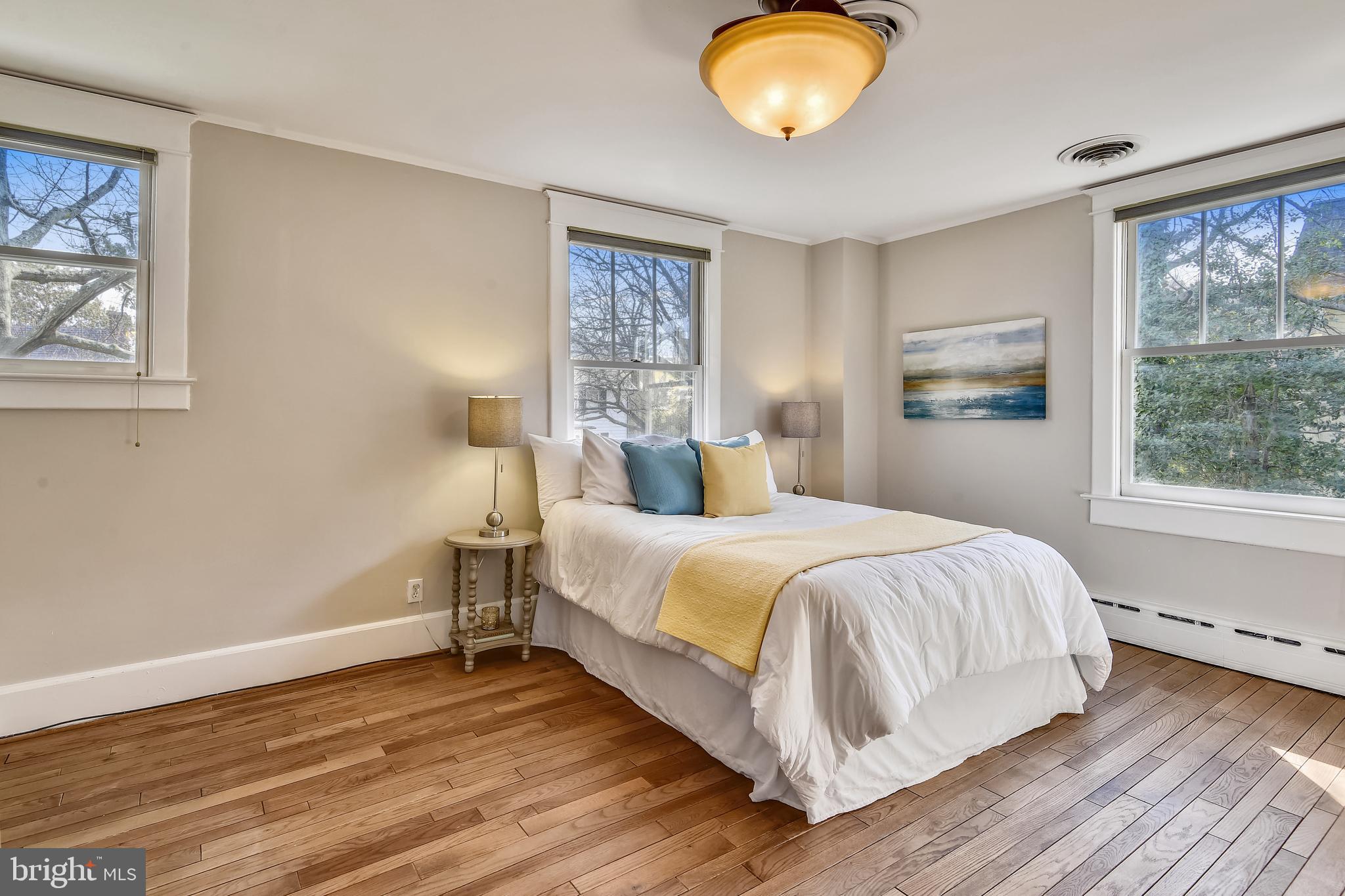 ROSEMONT - Residential