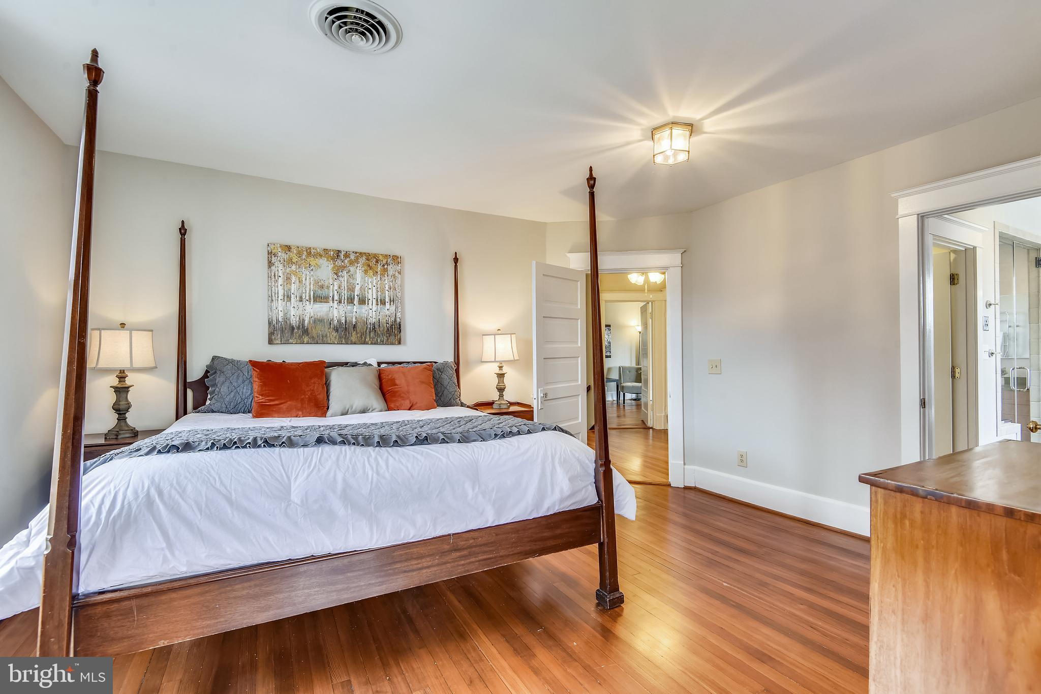 ROSEMONT - Residential