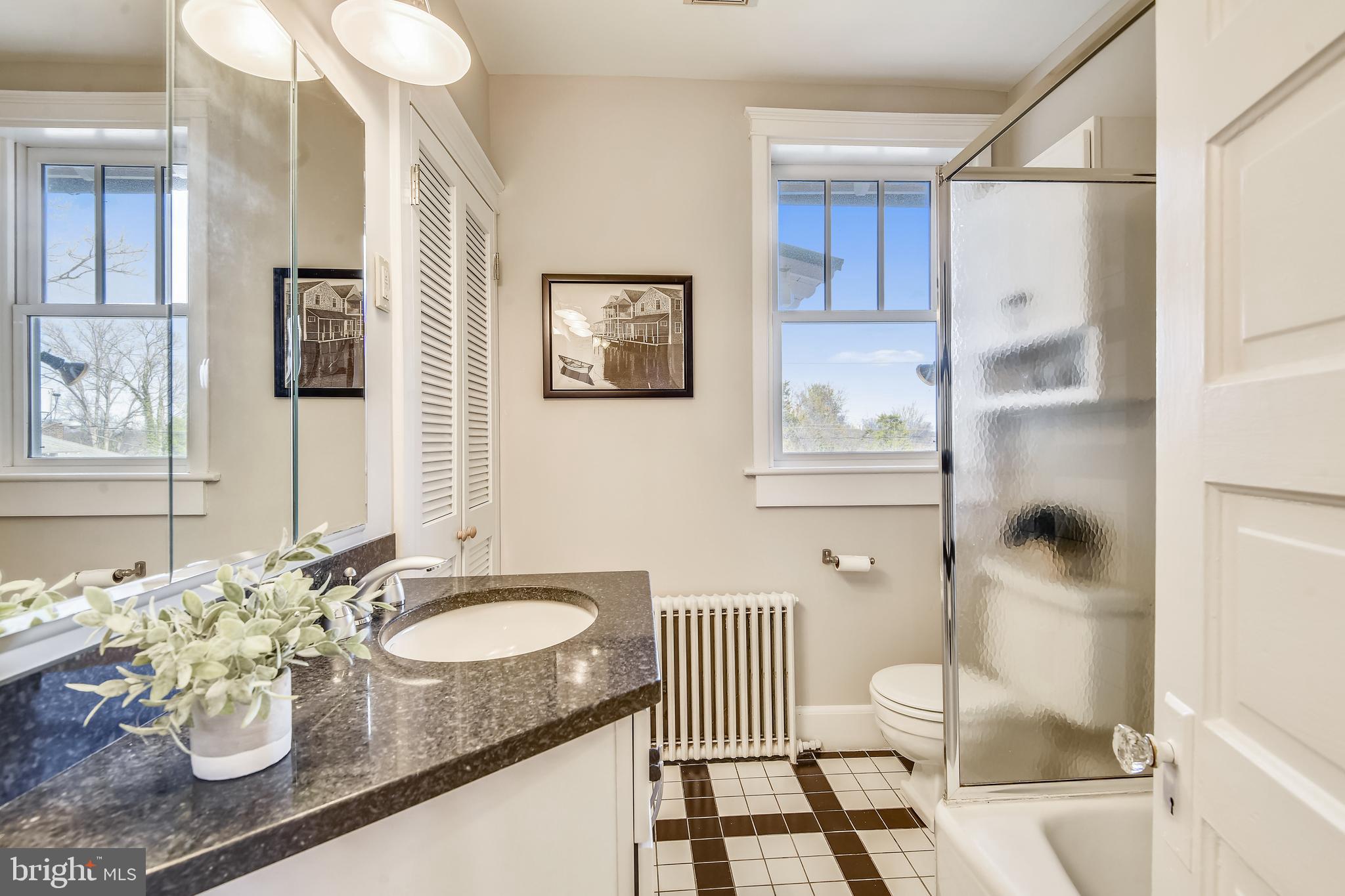 ROSEMONT - Residential