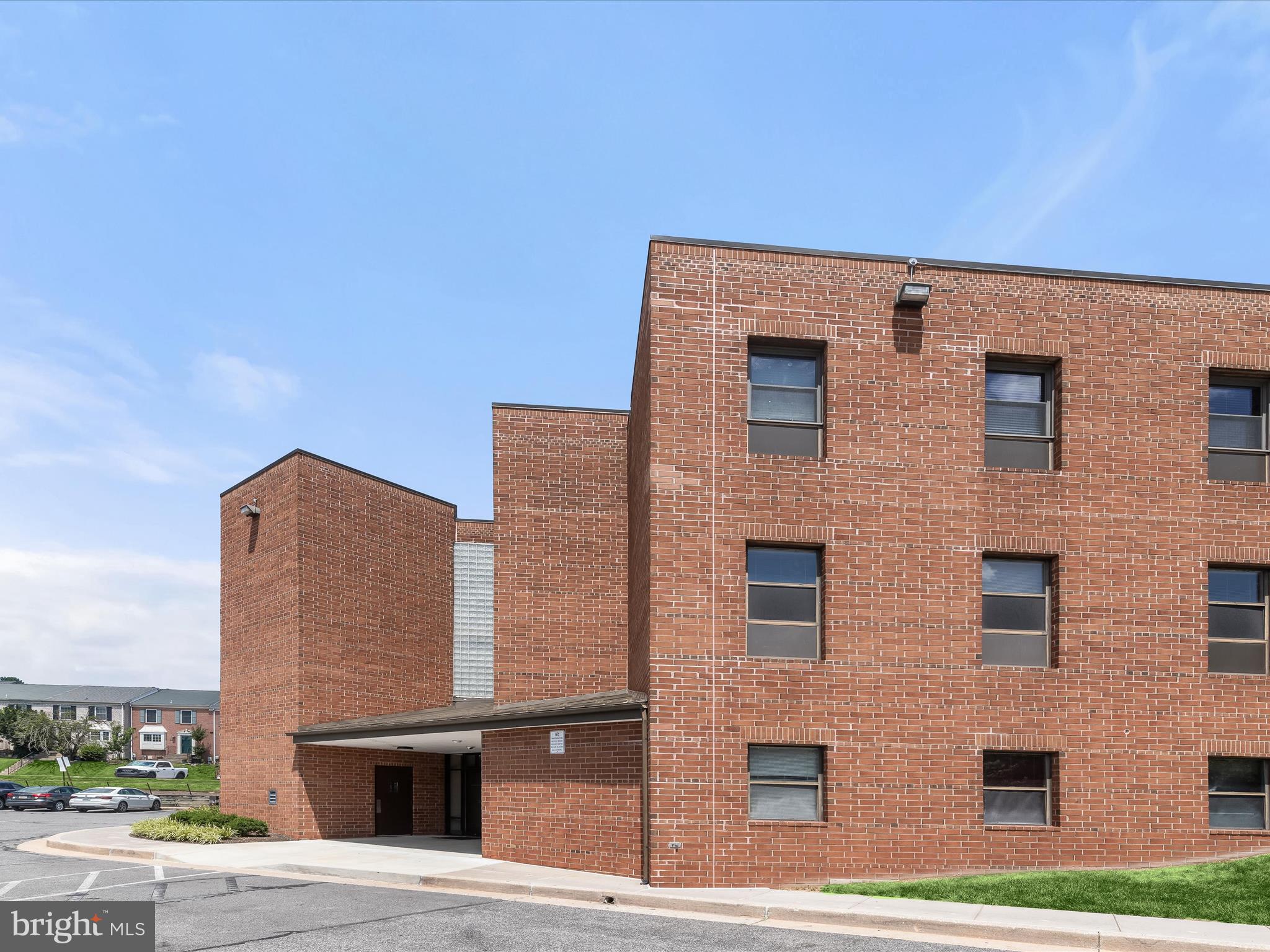 54 SCOTT ADAM ROAD 206
