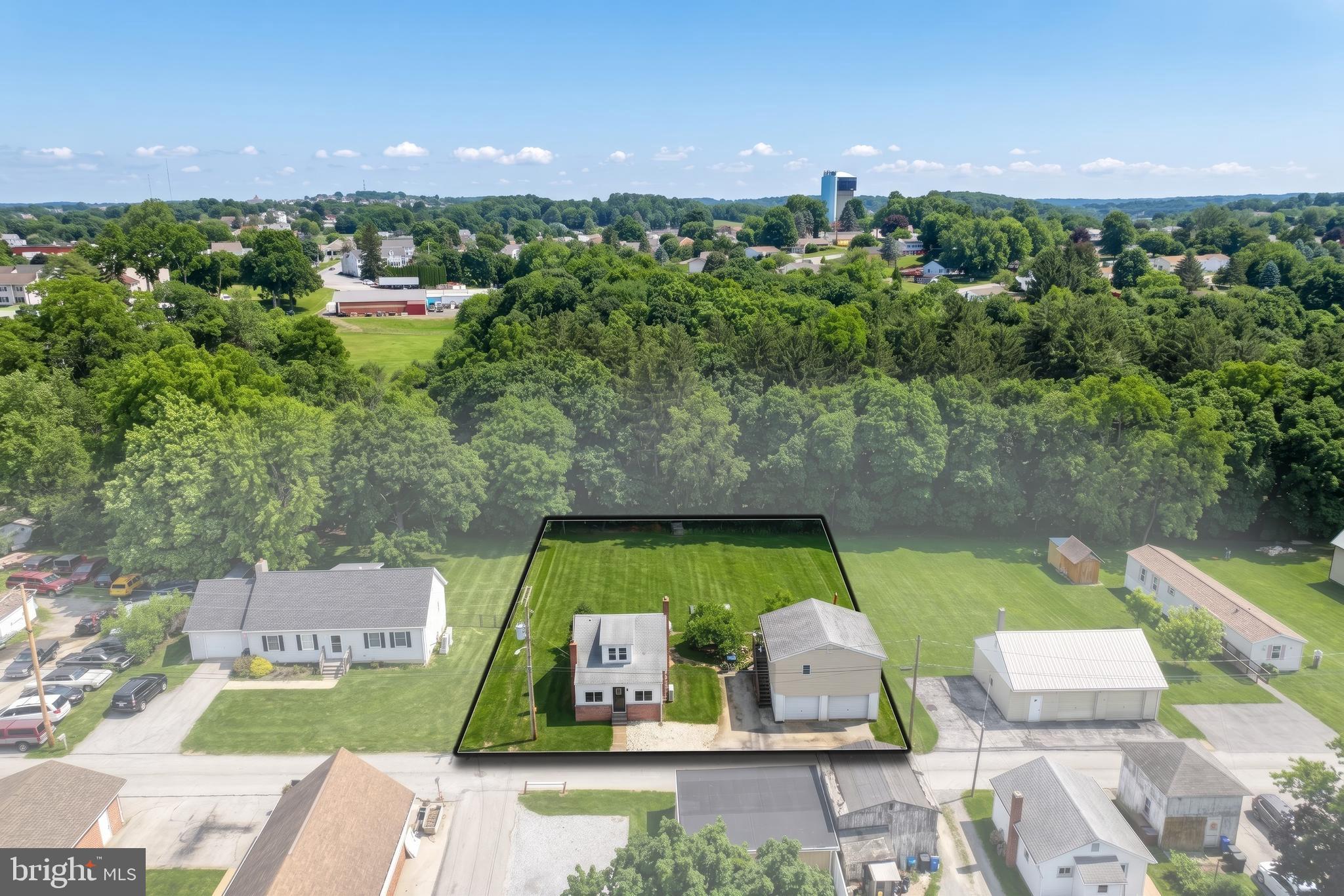 101 S FERN AVENUE