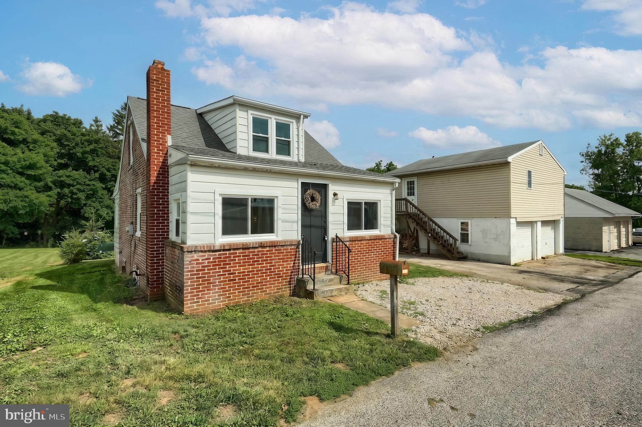 101 S FERN AVENUE