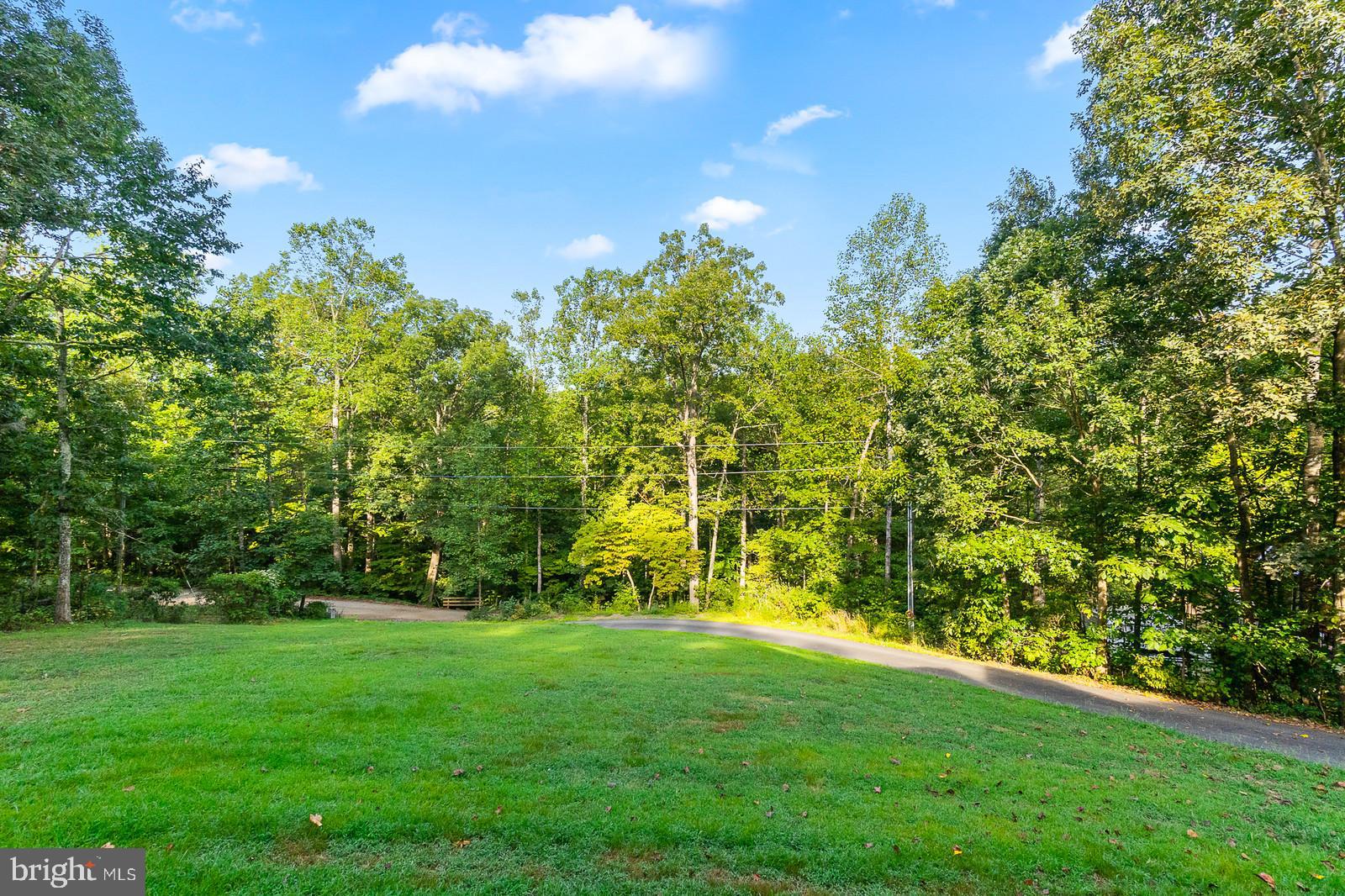 HAZEL RIVER - Residential