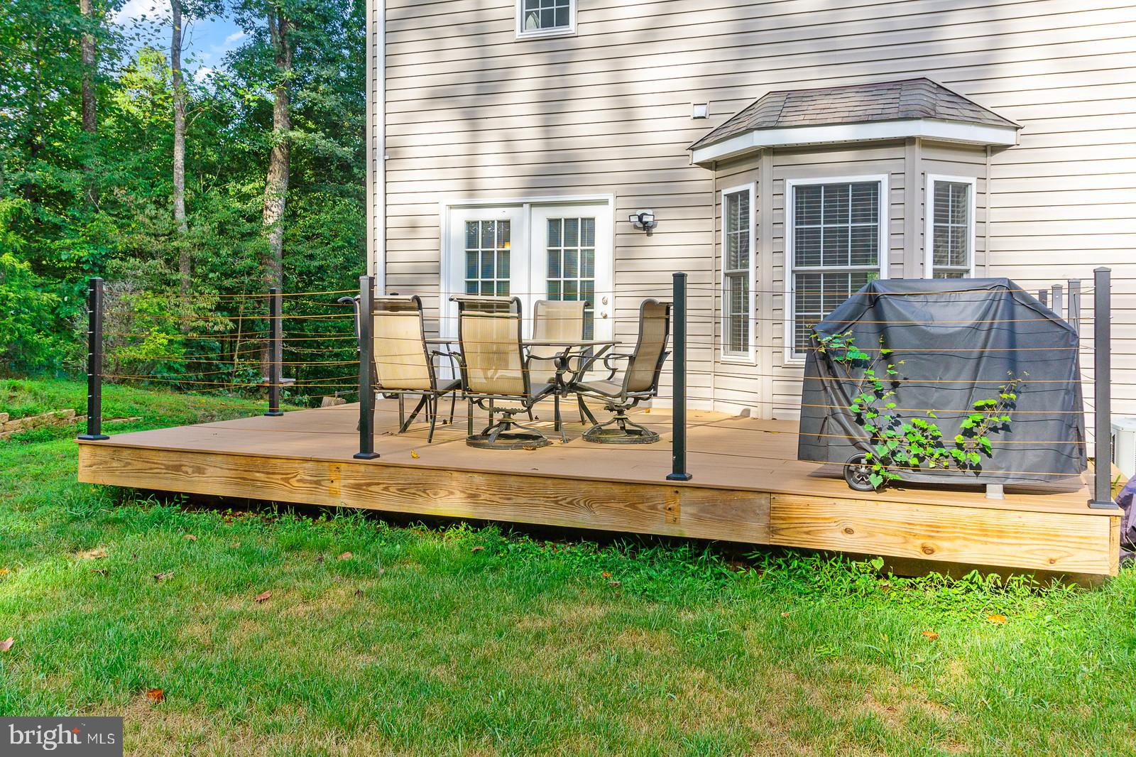 HAZEL RIVER - Residential