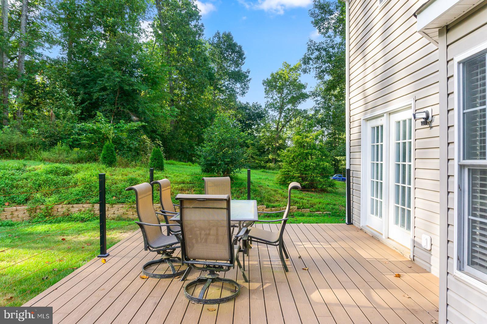 HAZEL RIVER - Residential