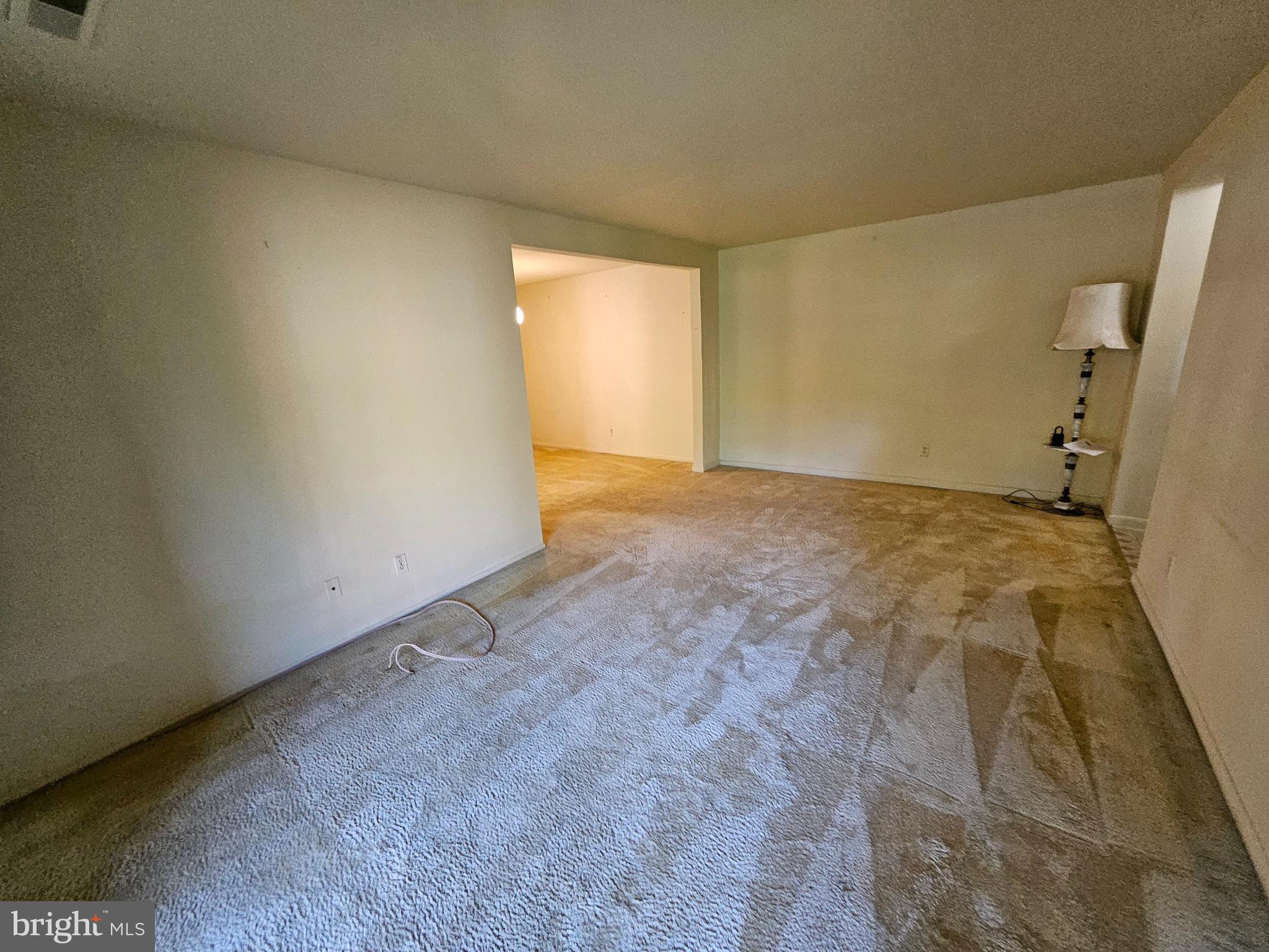 8300 TOBIN ROAD 23