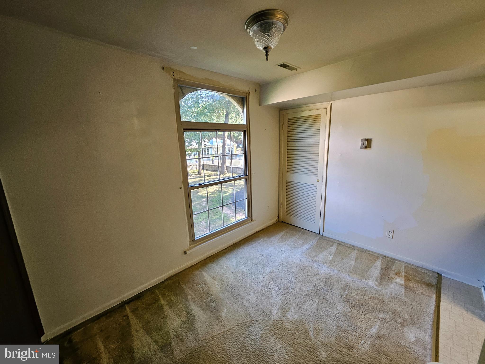 WOODBURN VILLAGE - Residential