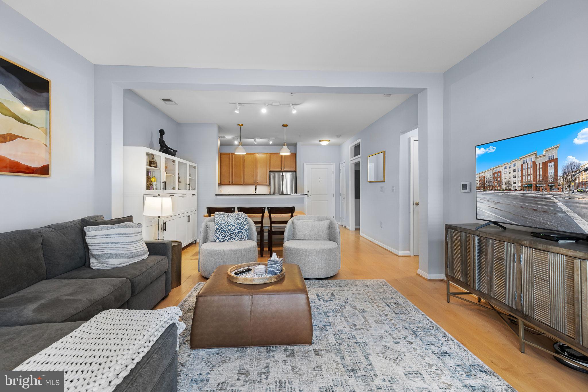 HALSTEAD AT THE METRO - Residential