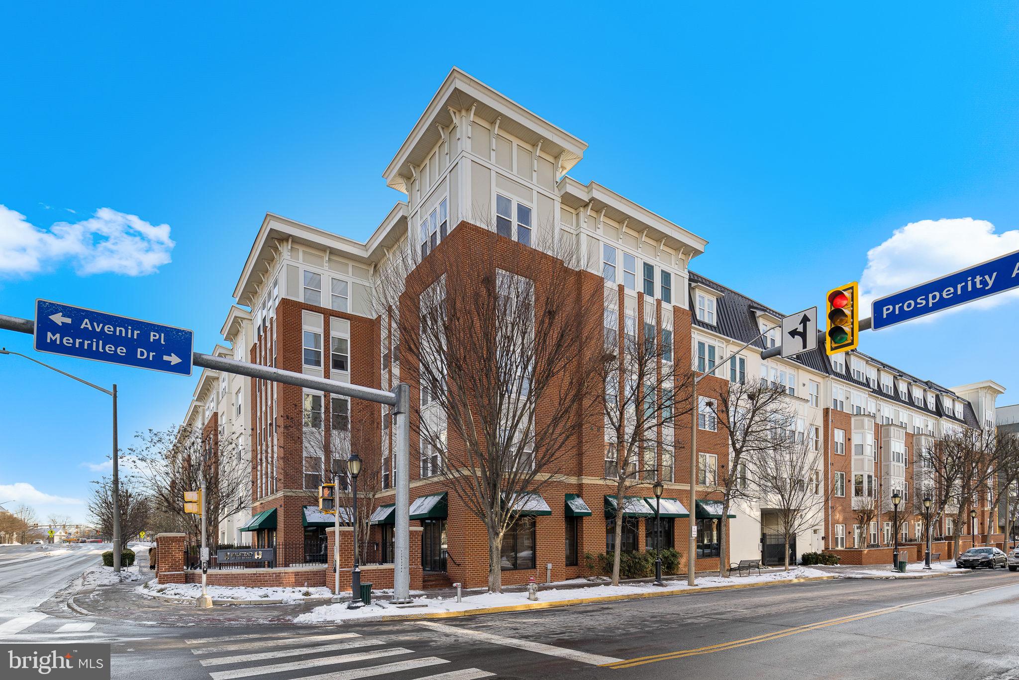 HALSTEAD AT THE METRO - Residential