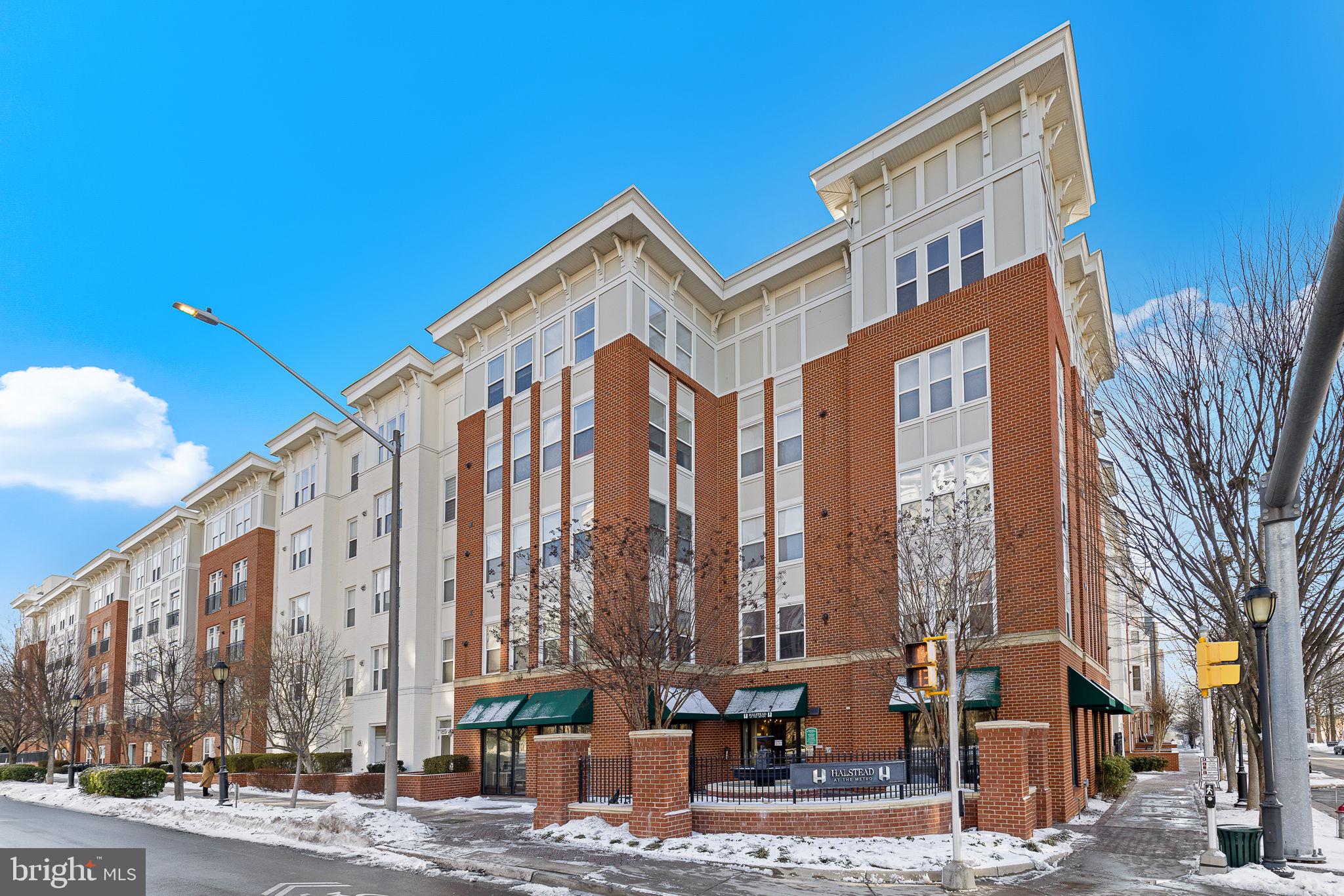 HALSTEAD AT THE METRO - Residential