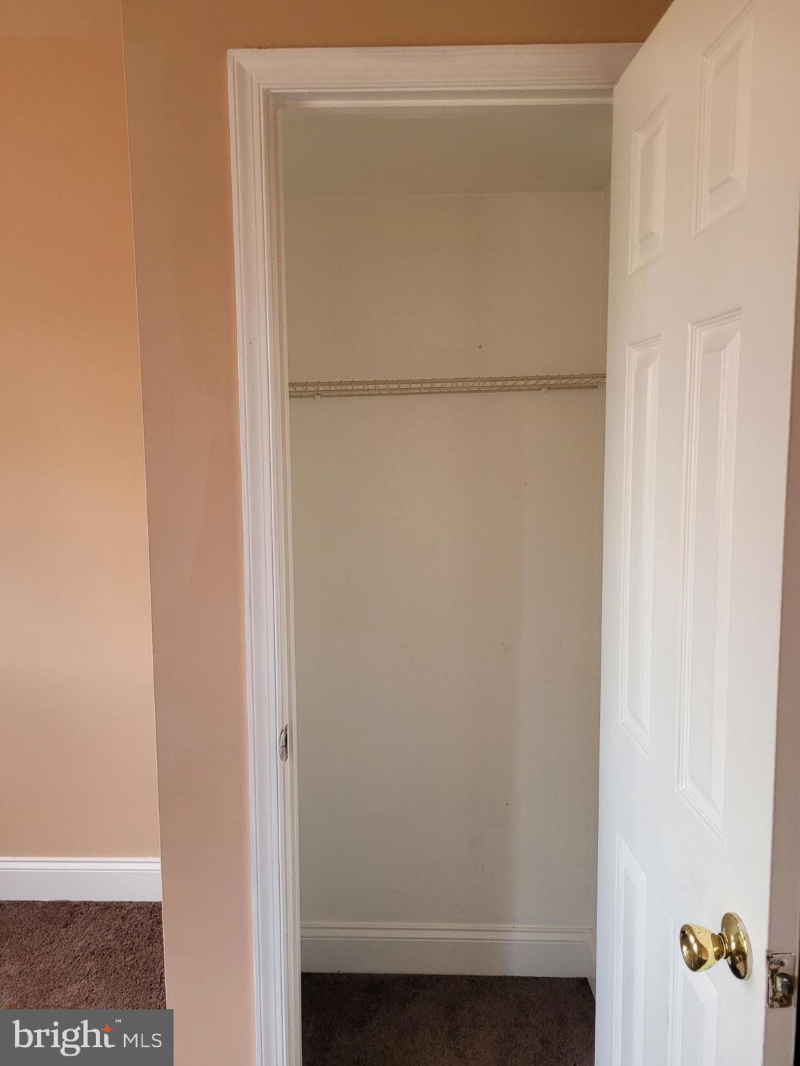 ALBEMARLE SQUARE - Residential Lease