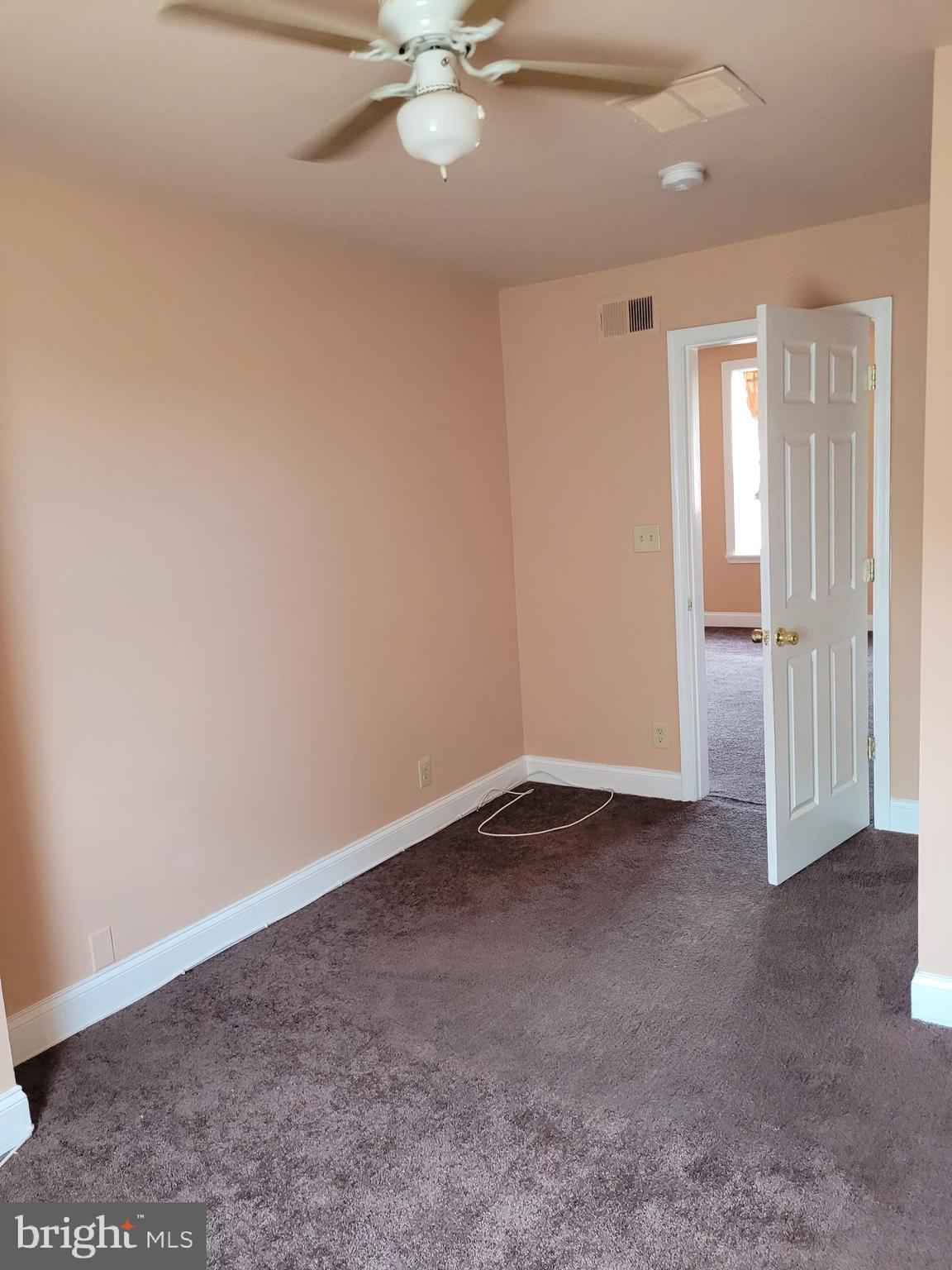 ALBEMARLE SQUARE - Residential Lease