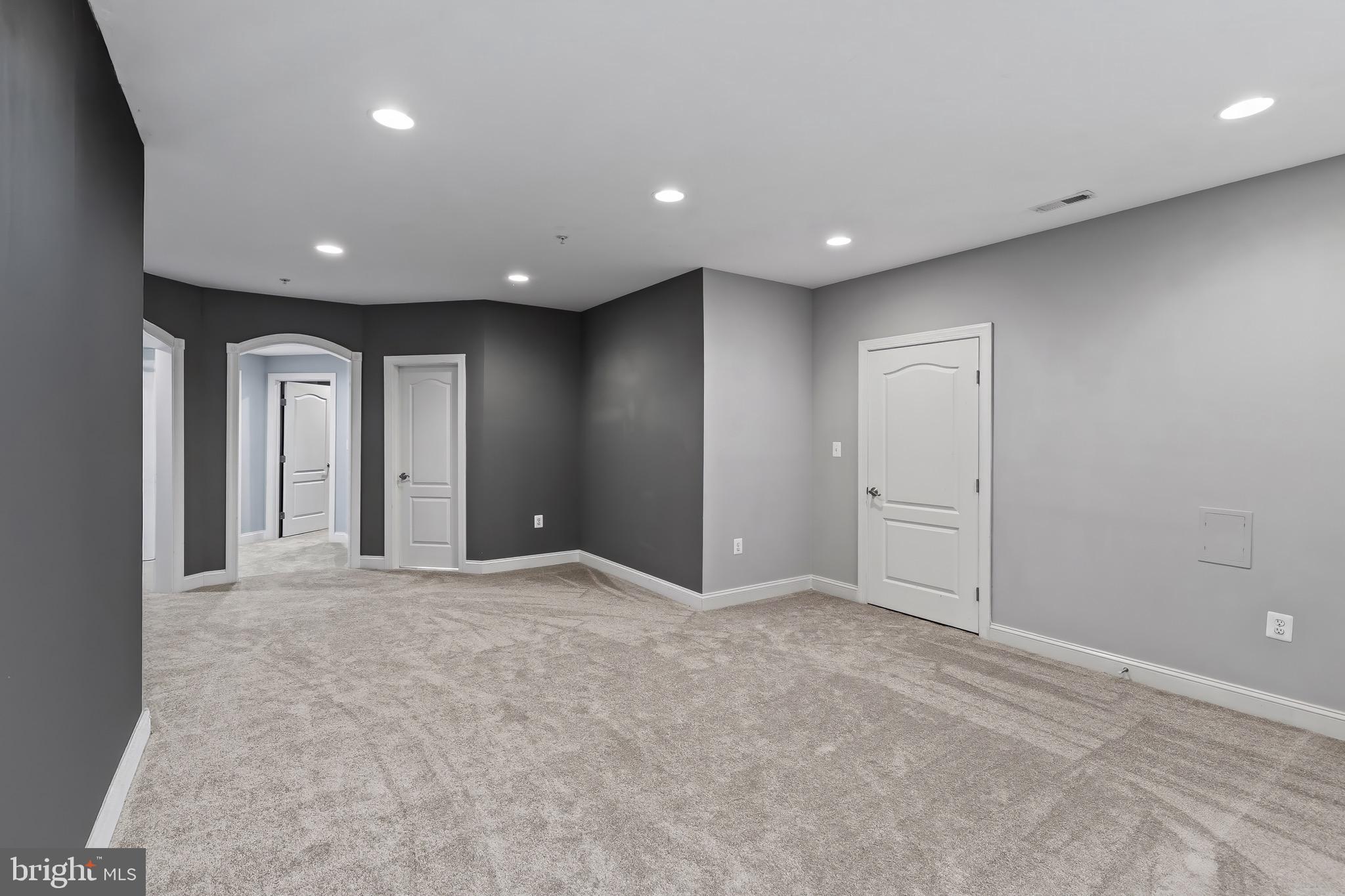 AUBURN VILLAGE AT SANDY SPRING - Residential