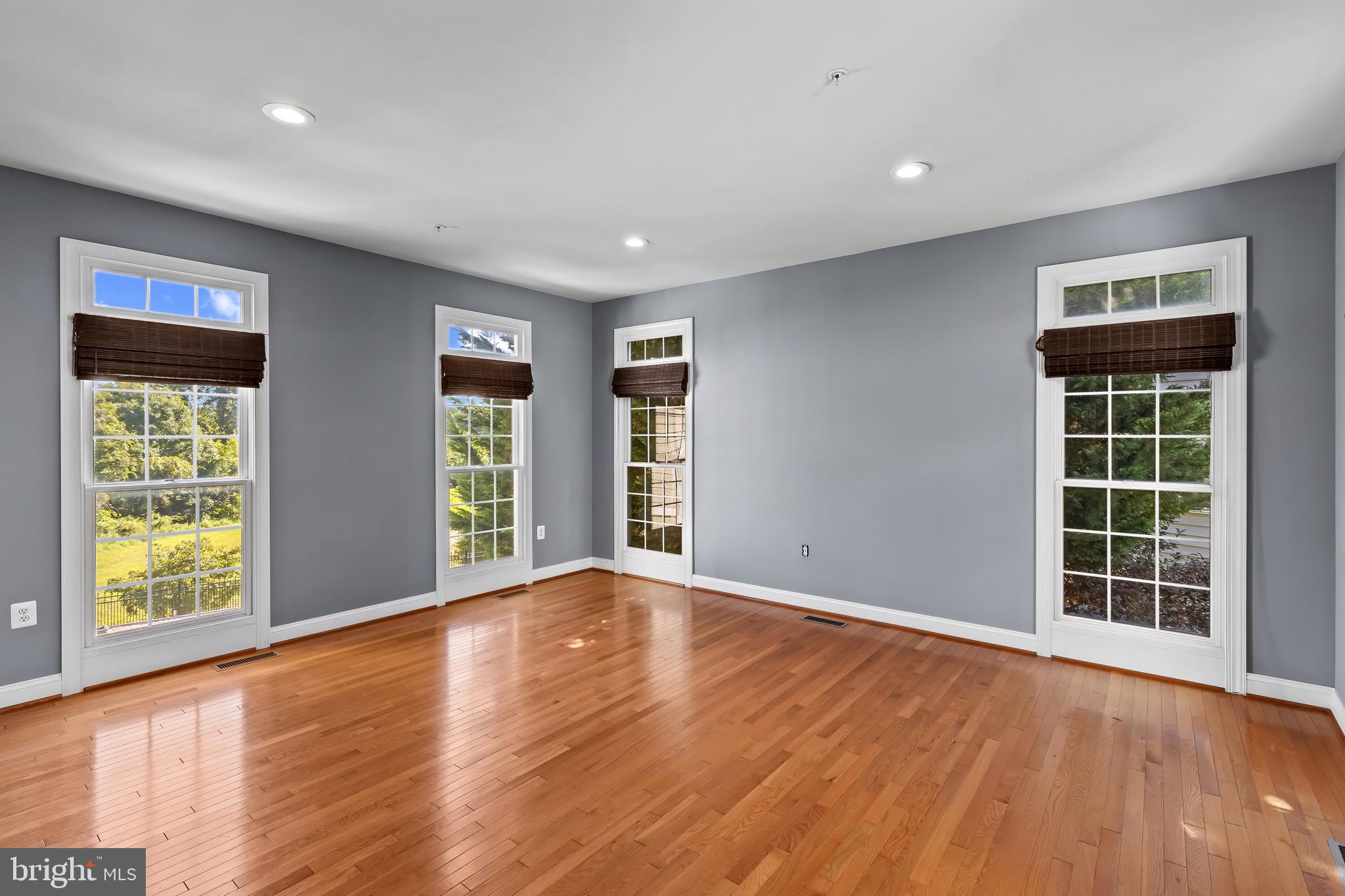 AUBURN VILLAGE AT SANDY SPRING - Residential