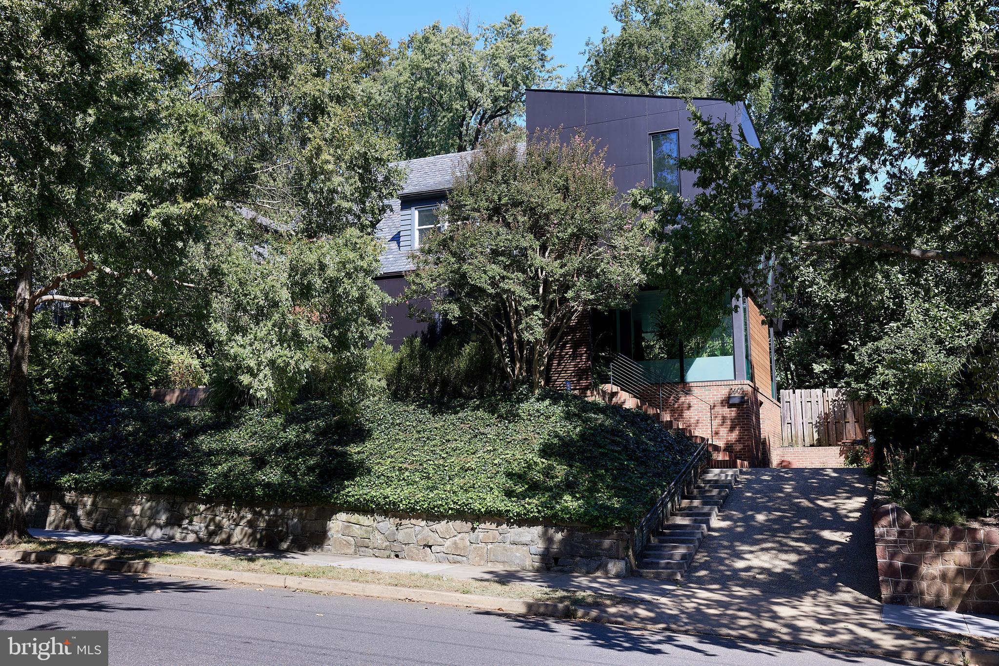 3605 ALBEMARLE STREET NW