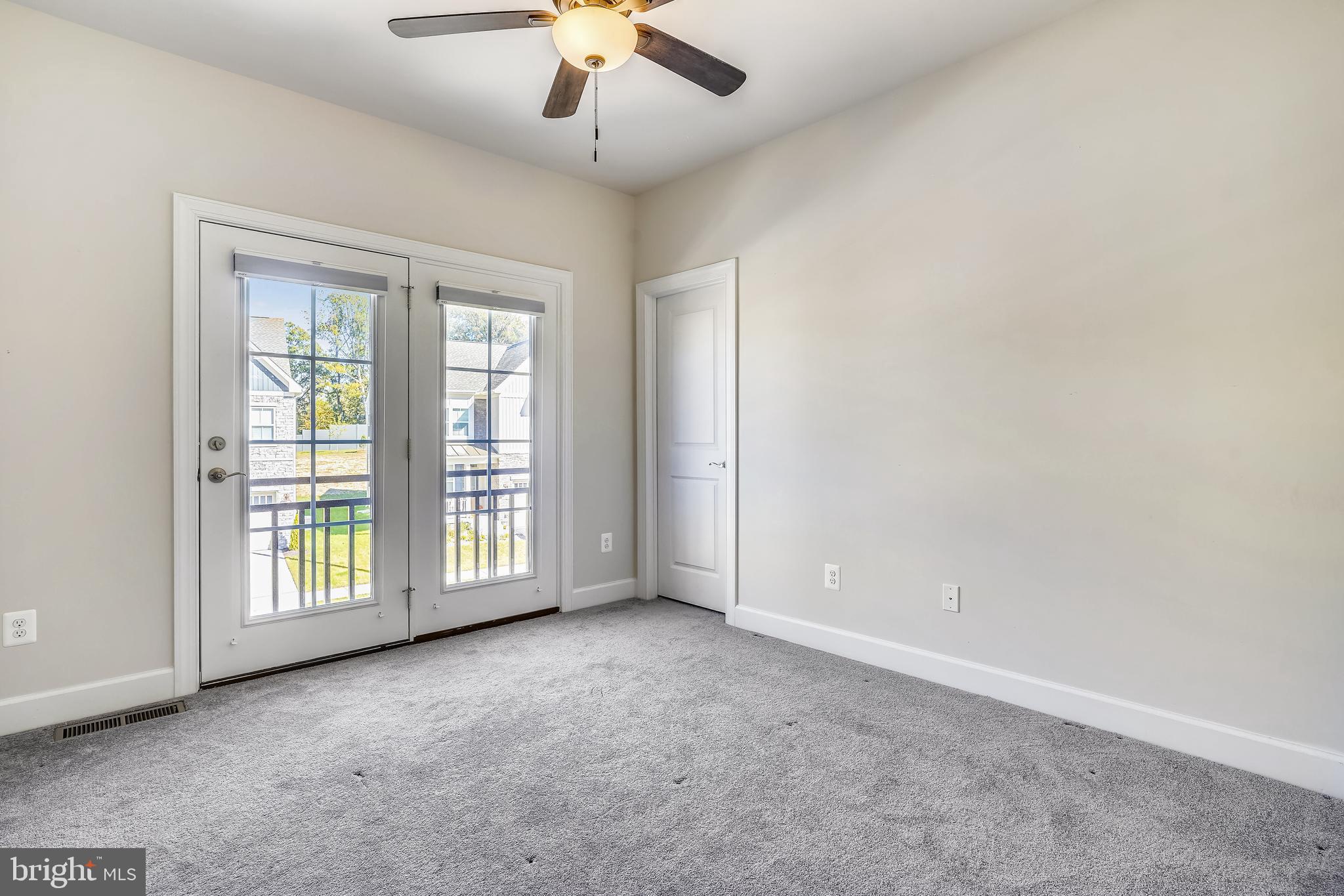 GILES OVERLOOK - Residential