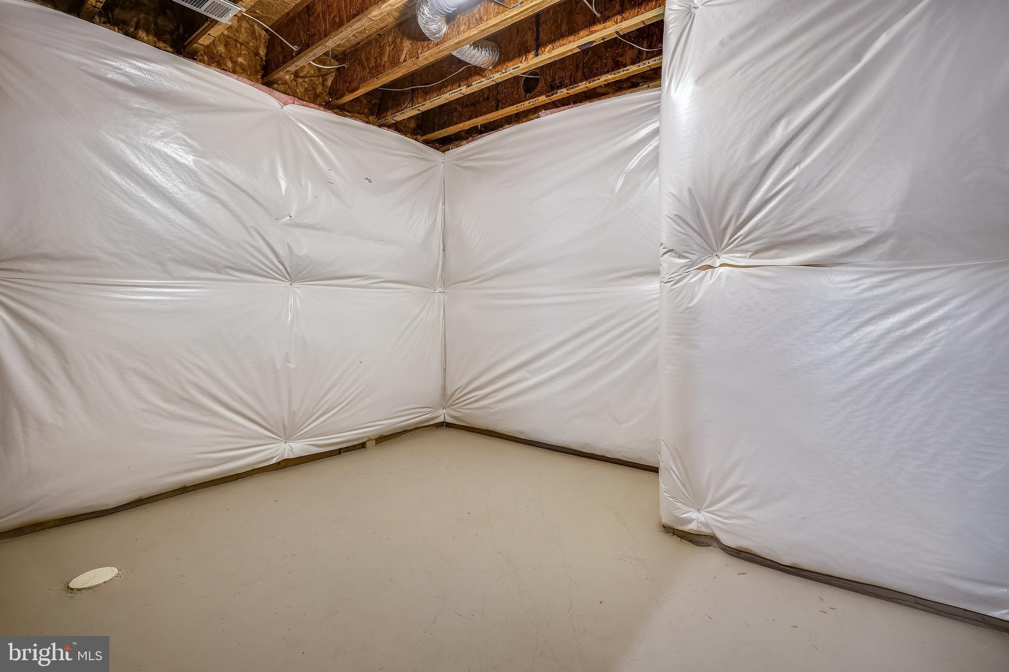 GILES OVERLOOK - Residential