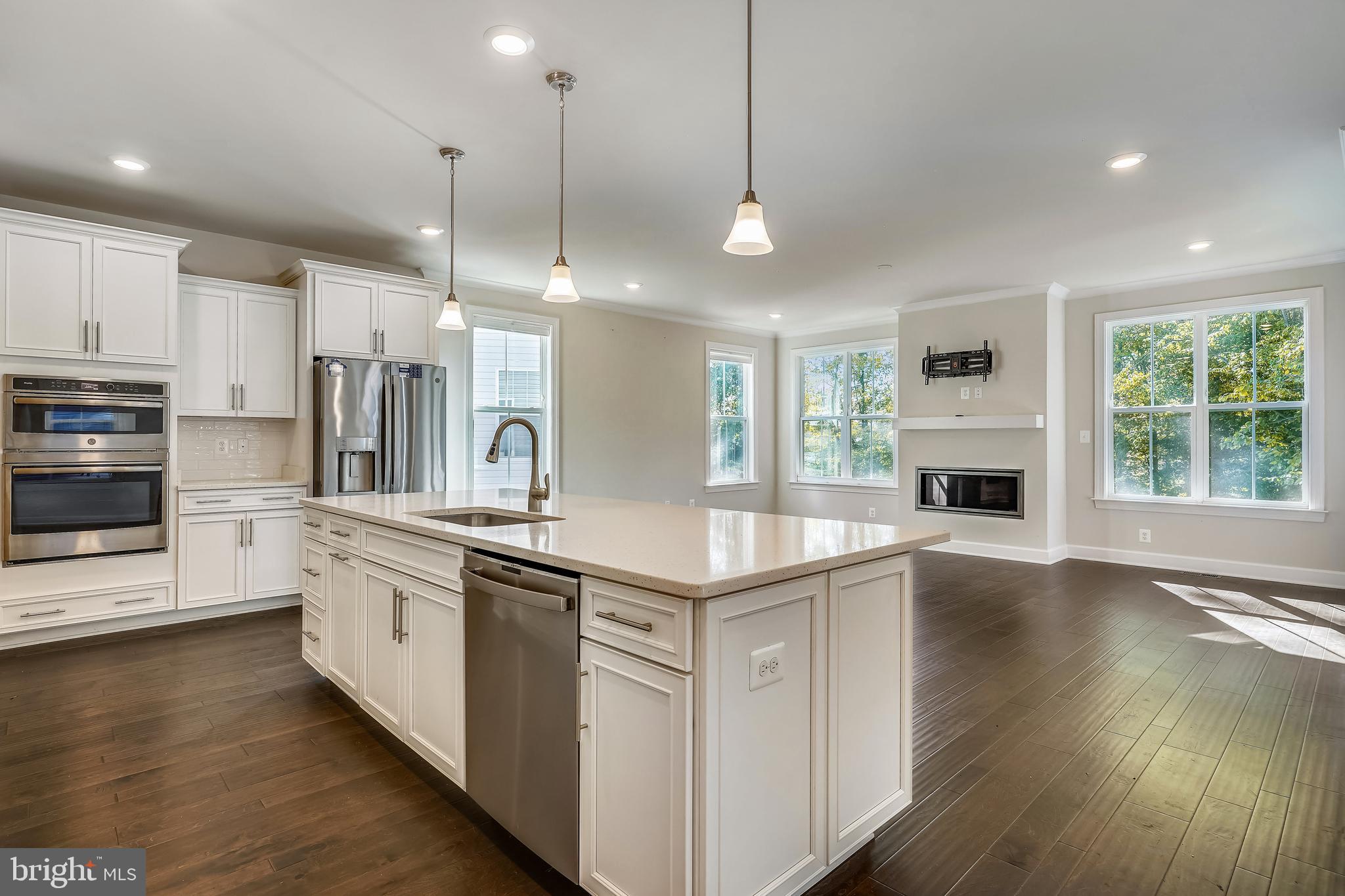 GILES OVERLOOK - Residential