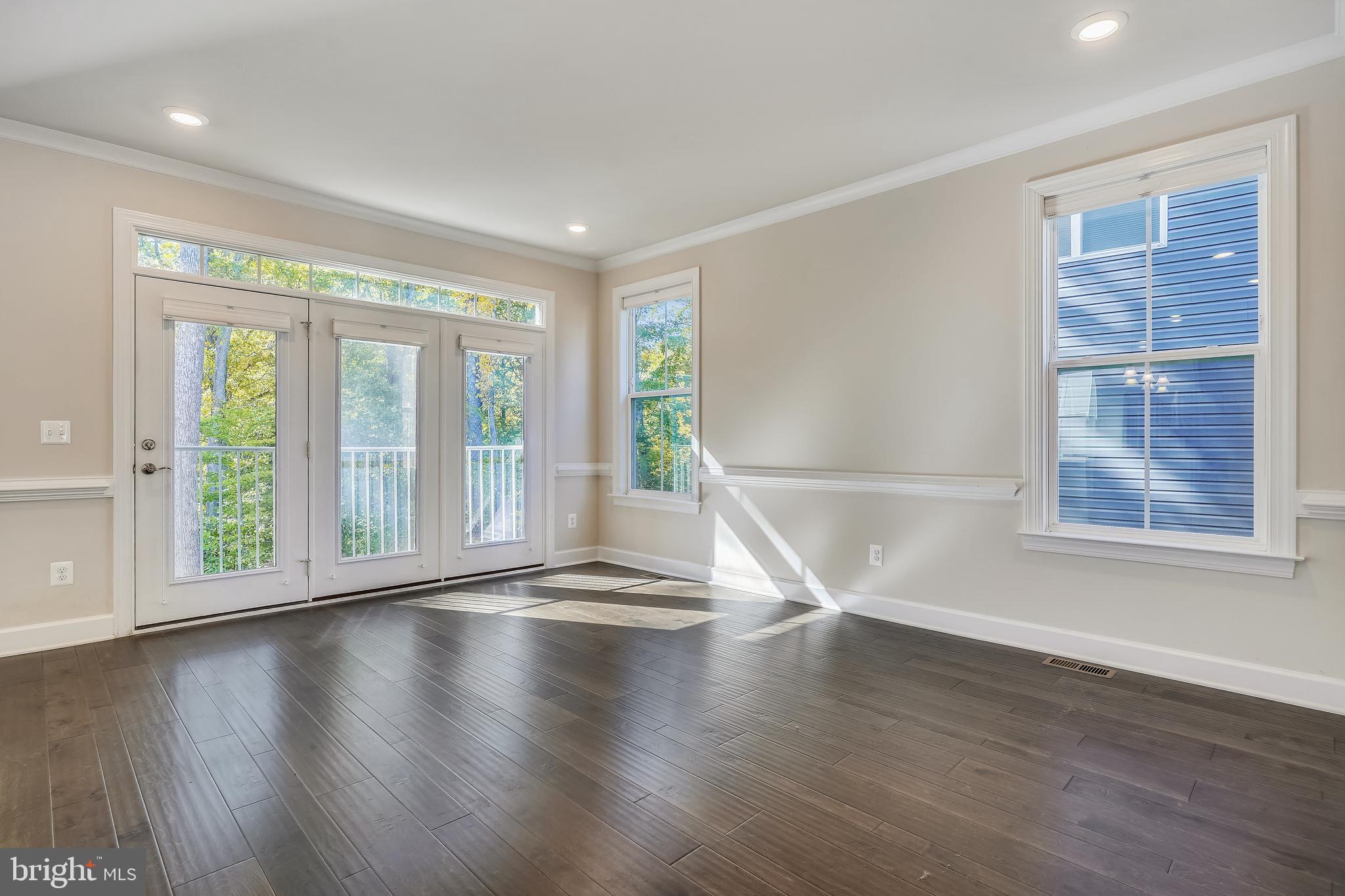 GILES OVERLOOK - Residential