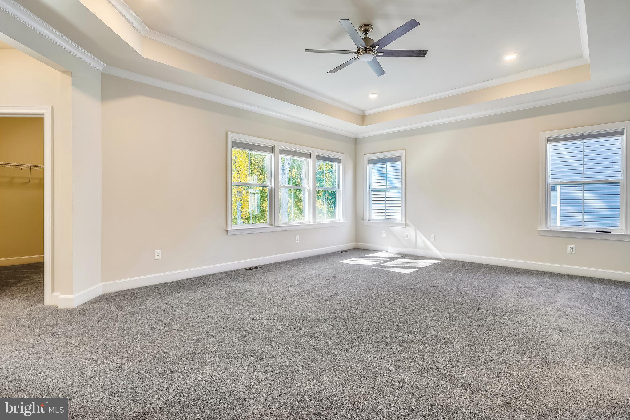 GILES OVERLOOK - Residential