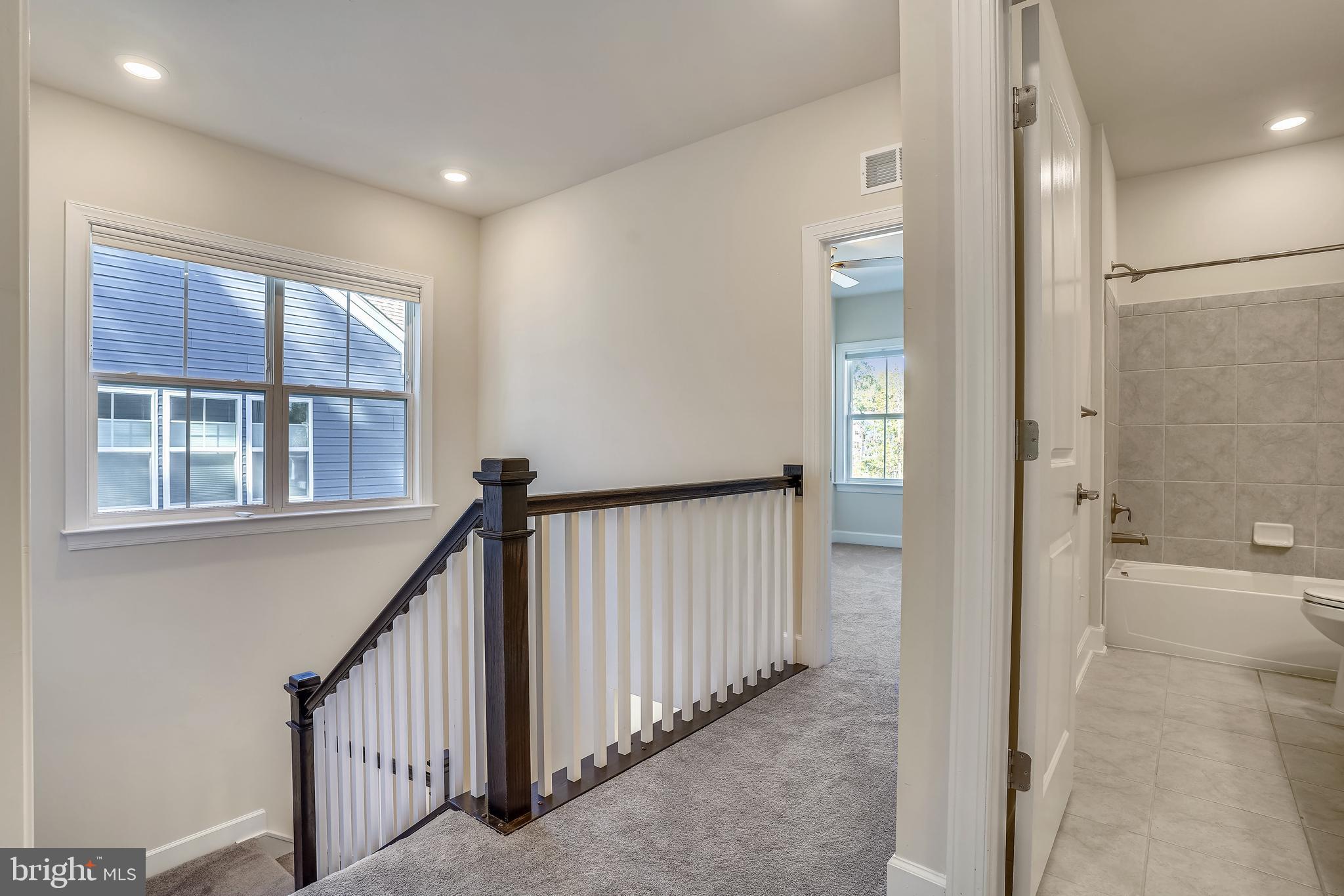 GILES OVERLOOK - Residential