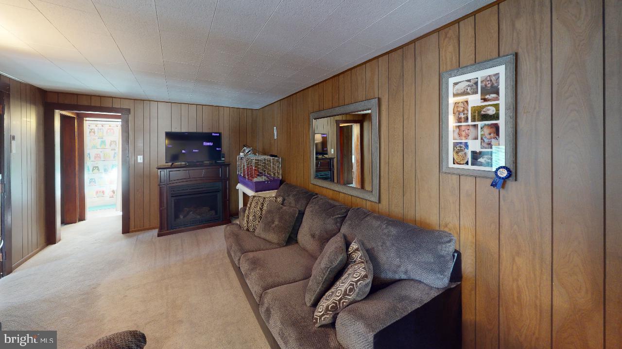 BLOOMINGTON - Residential