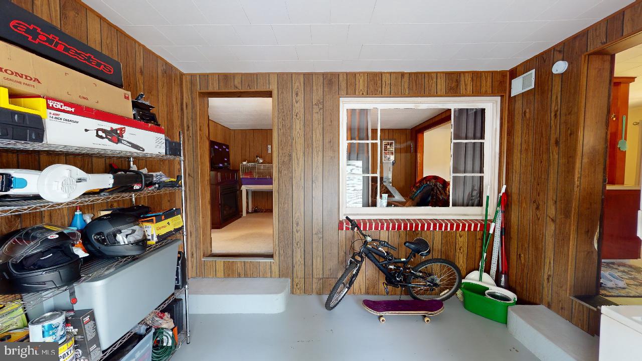 BLOOMINGTON - Residential