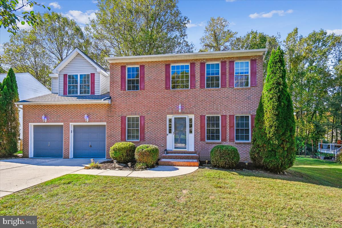 BROOK HILL MANOR - Residential