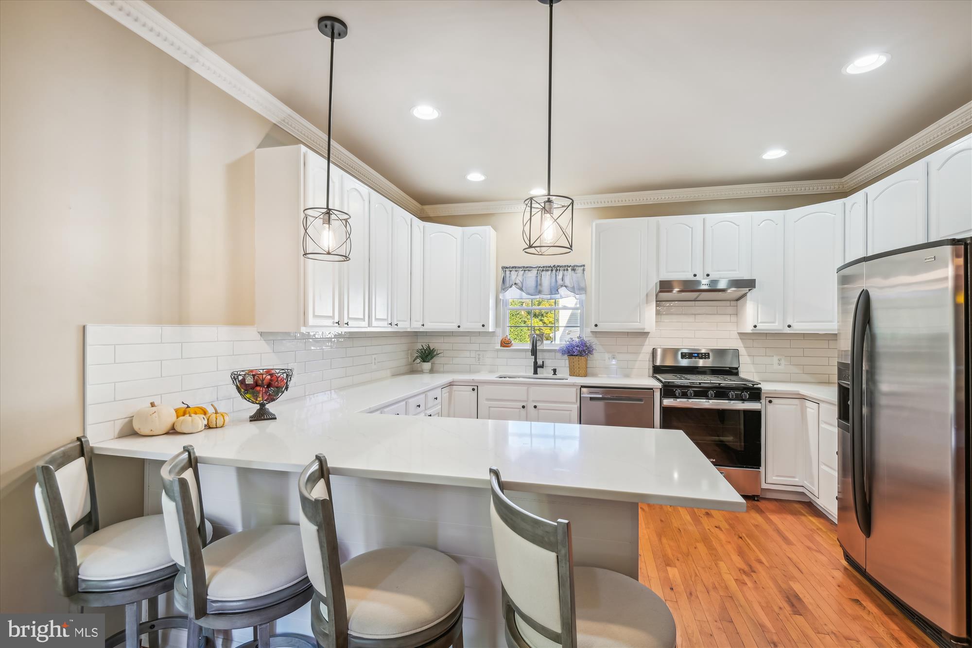 BROOK HILL MANOR - Residential