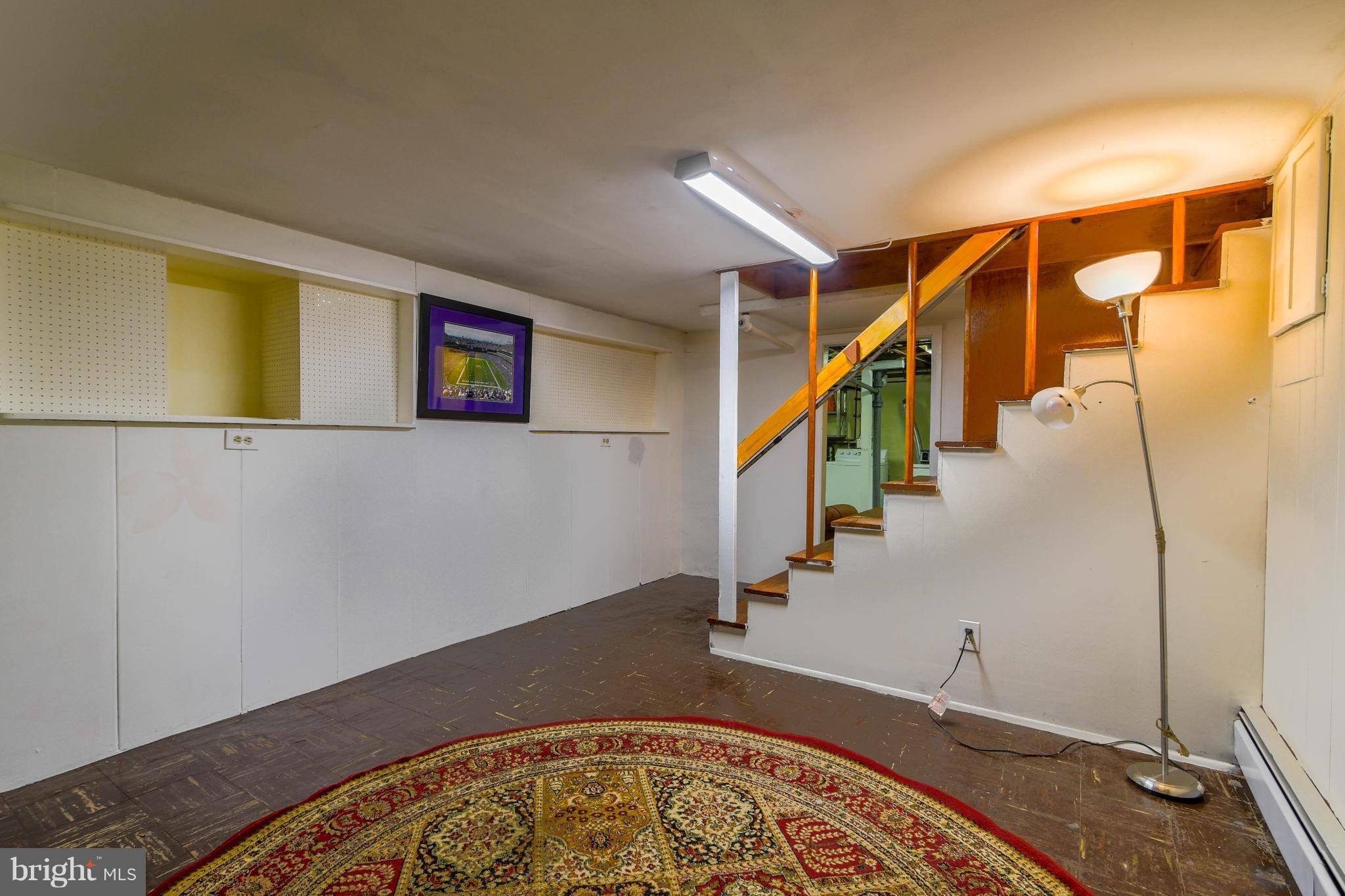 ELMWOOD - Residential