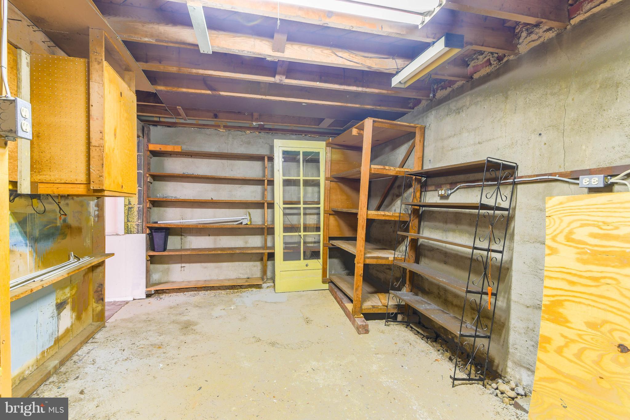 ELMWOOD - Residential